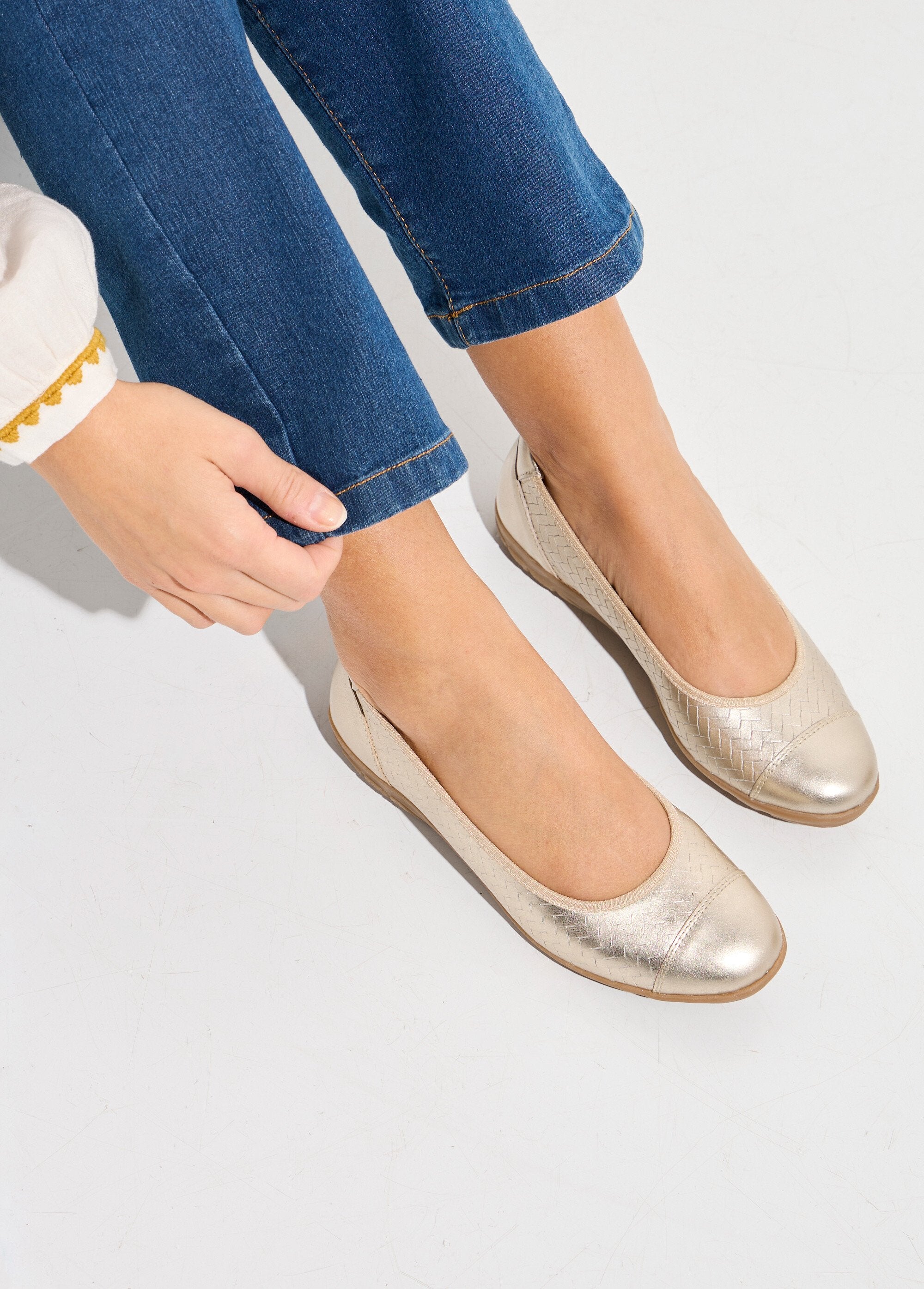 Printed_leather_ballerina_flats_with_a_braided_effect,_comfort_width_Golden_SF1_slim
