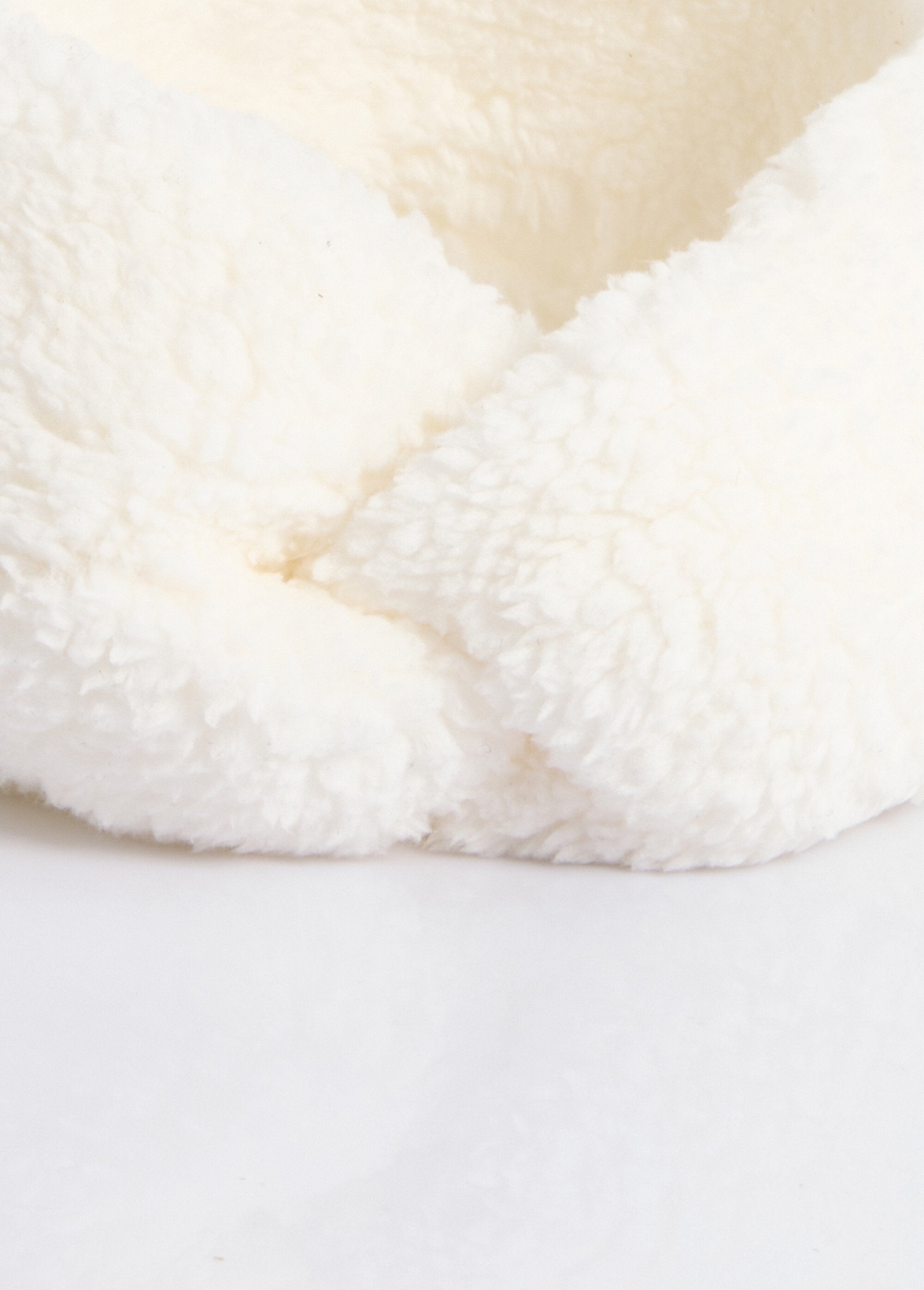 Warm_fleece_headband,_plain_sherpa_style_White_DE1_slim