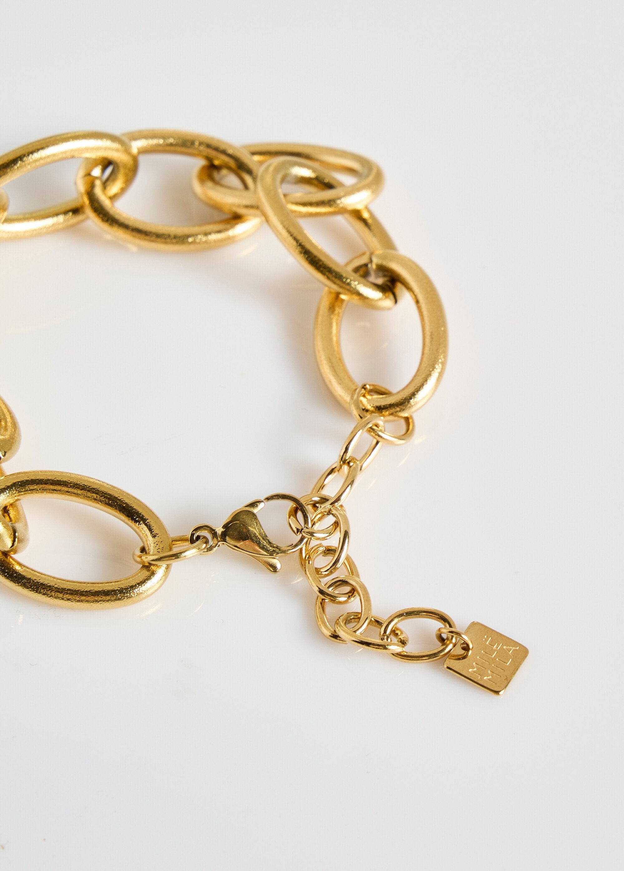 Stainless_steel_oval_link_bracelet_Golden_DE2_slim