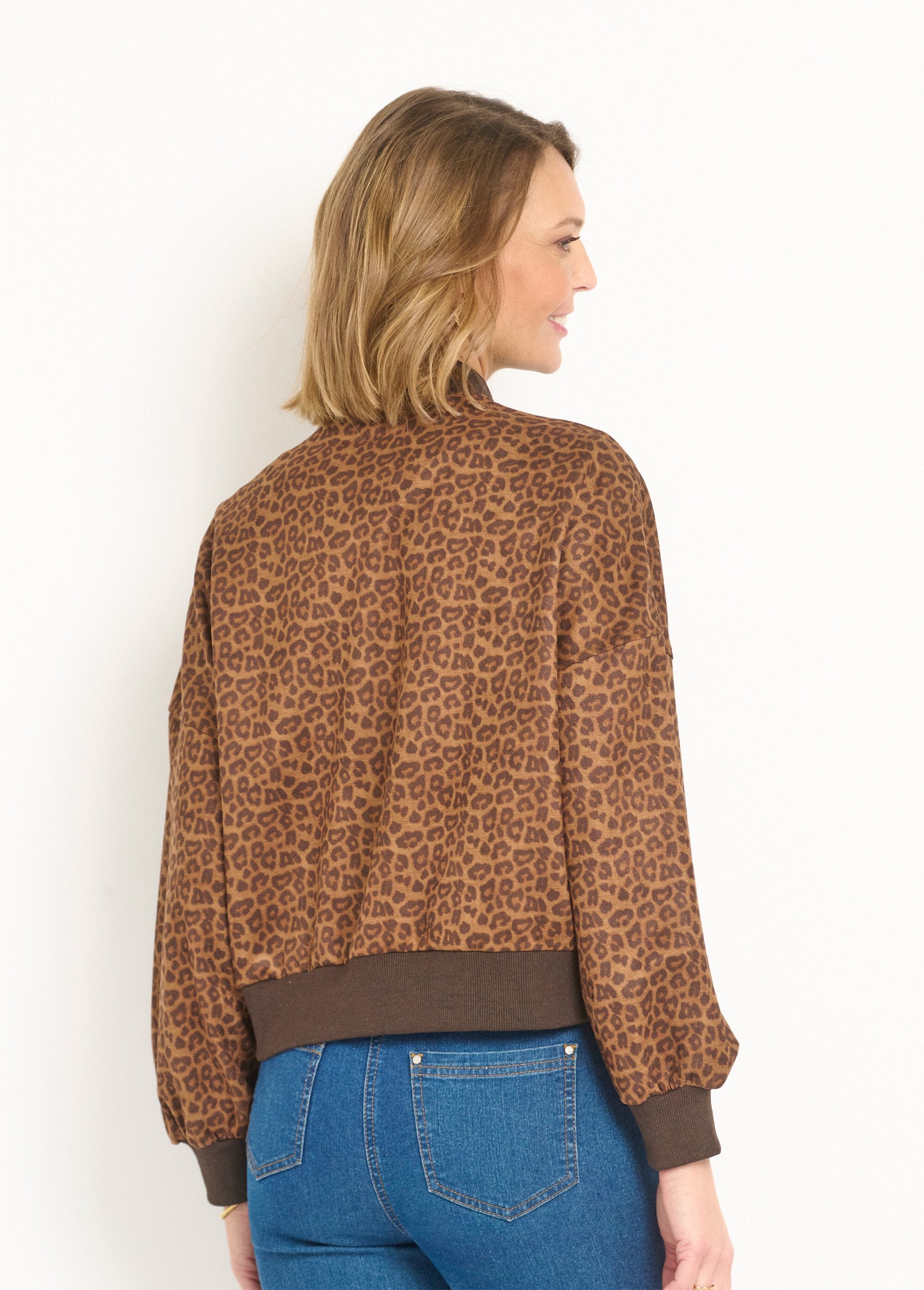Leopard_print_teddy-style_zipped_jacket_Leopard_DO1_slim