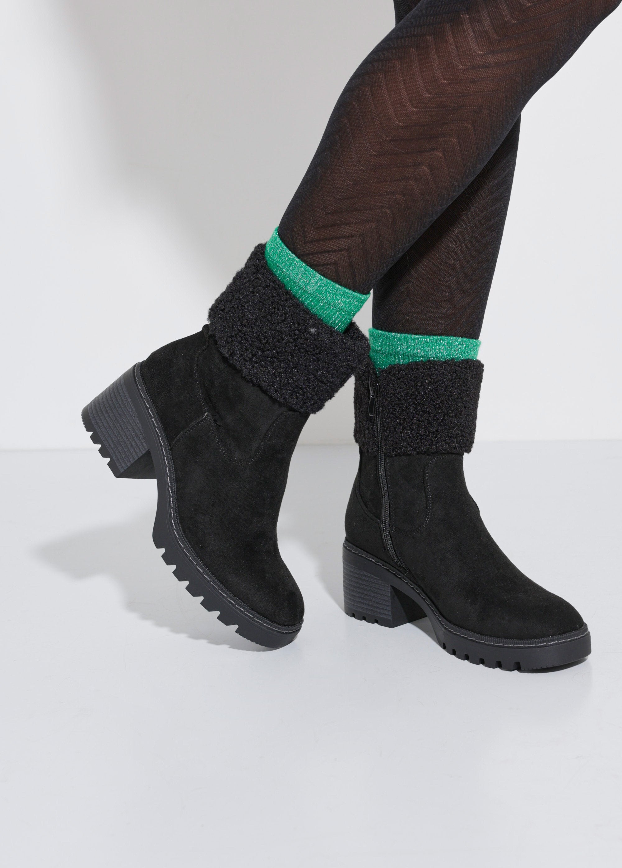 Suede_boots_with_heels_and_fur_cuffs_Black_SF1_slim