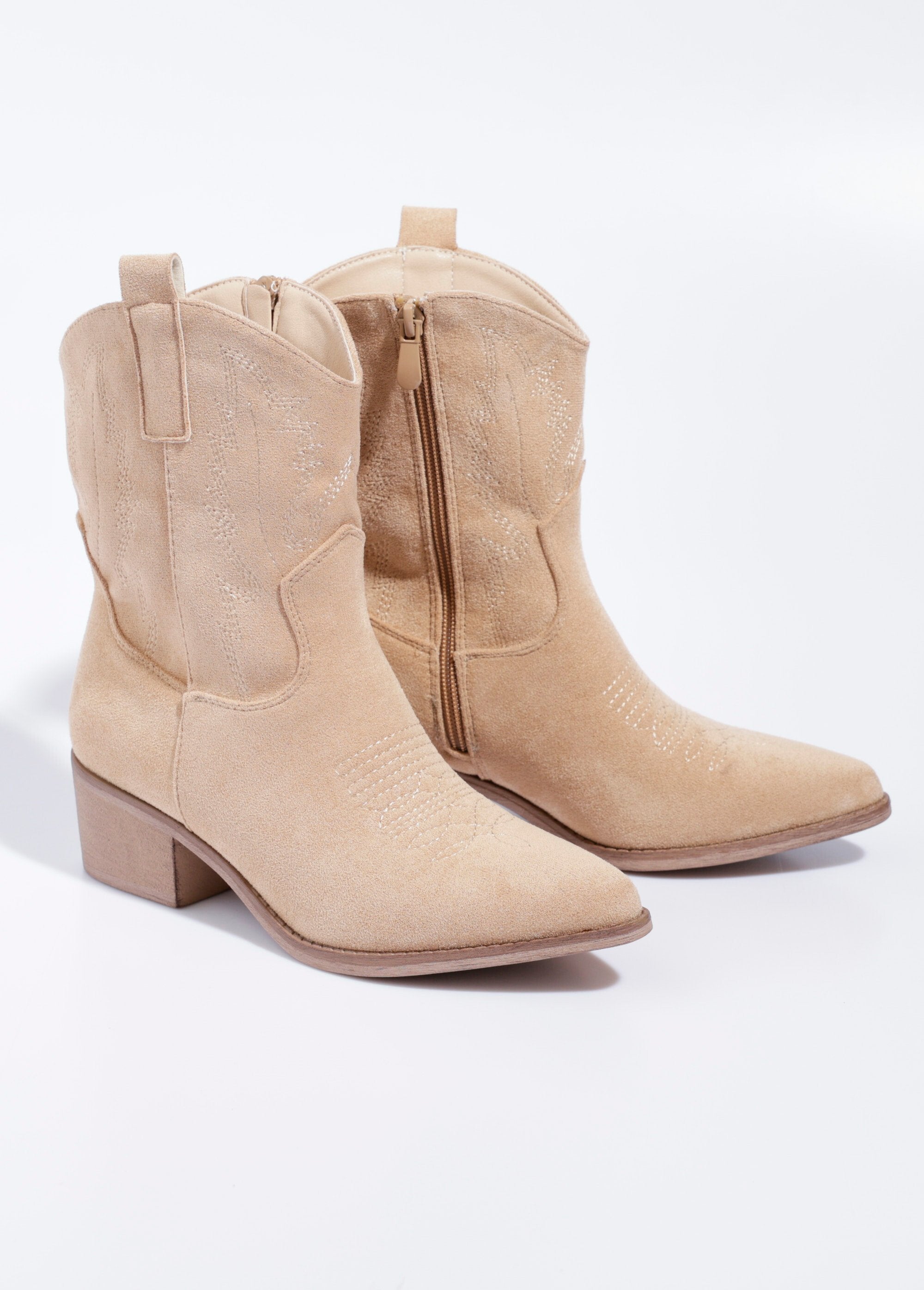Suede_ankle_boots_with_heels,_western_style_Beige_DE1_slim