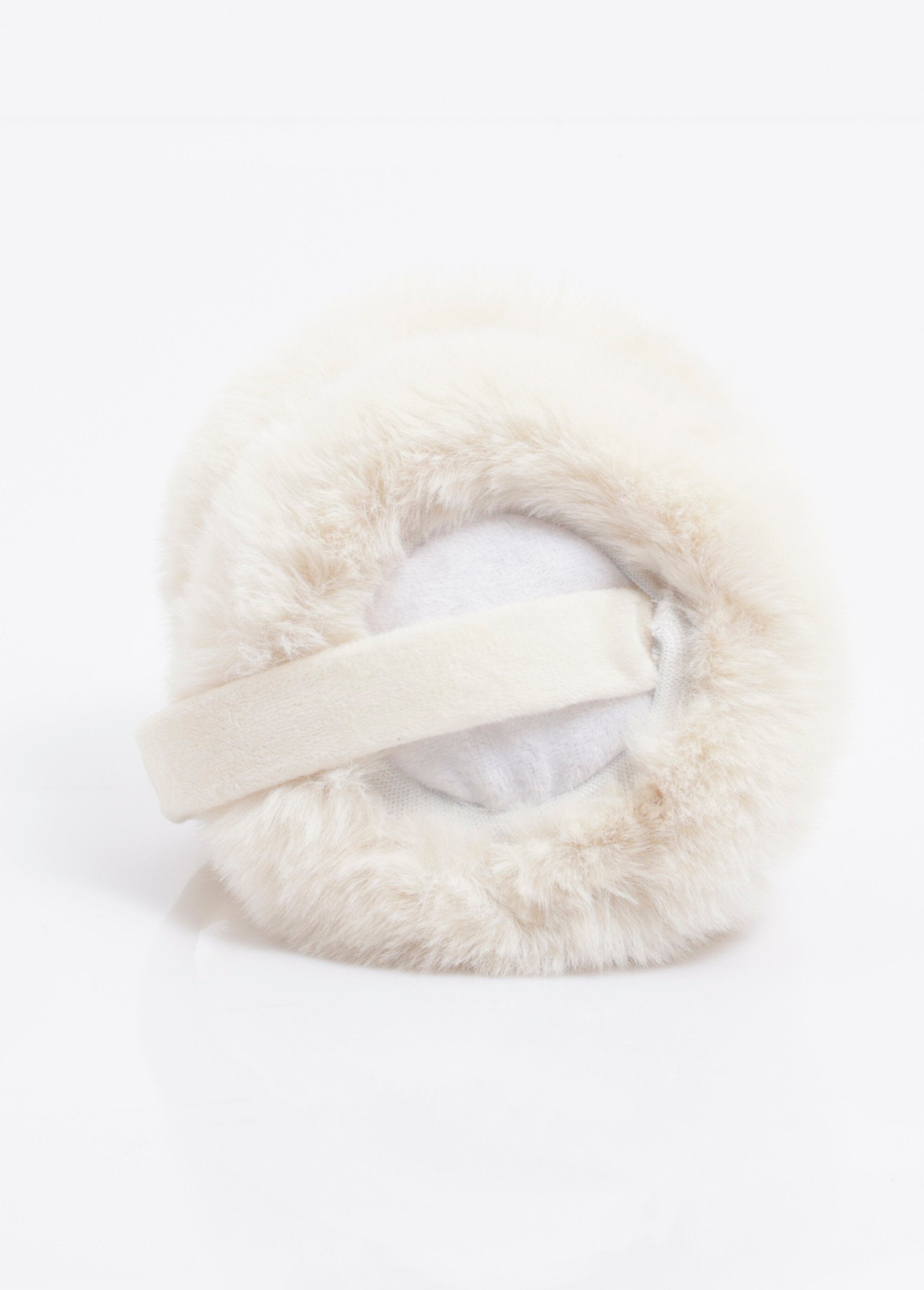 Faux_fur_earmuffs_Beige_DE2_slim