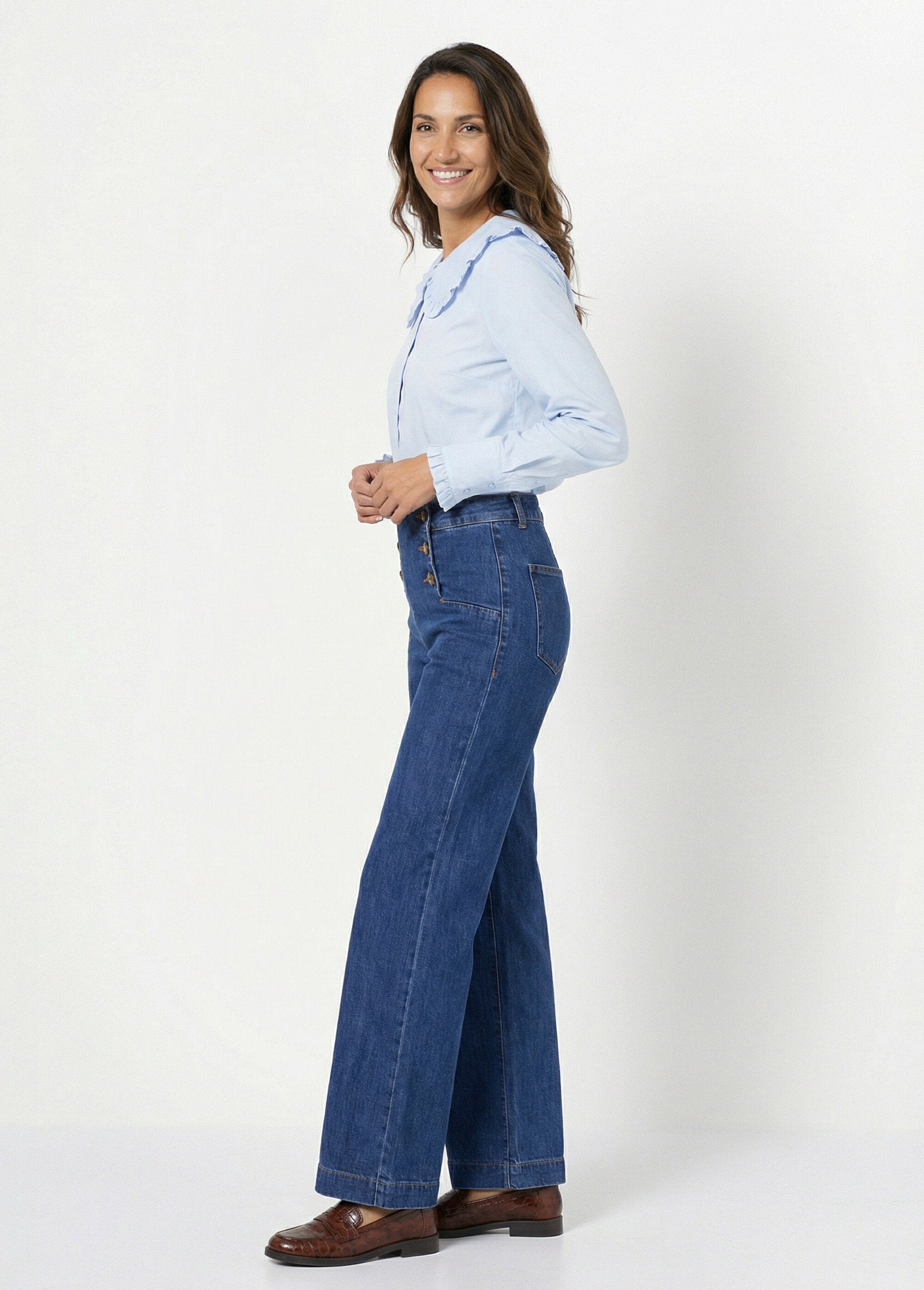 Blouse_with_pleated_Peter_Pan_collar_Sky_blue_GA1_slim