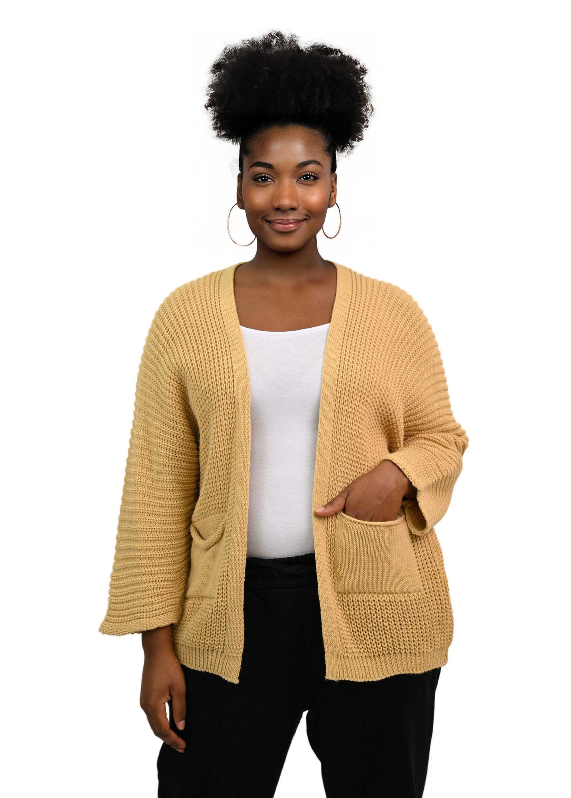 Long_knitted_vest_with_patch_pockets_Beige_FA1_curvy