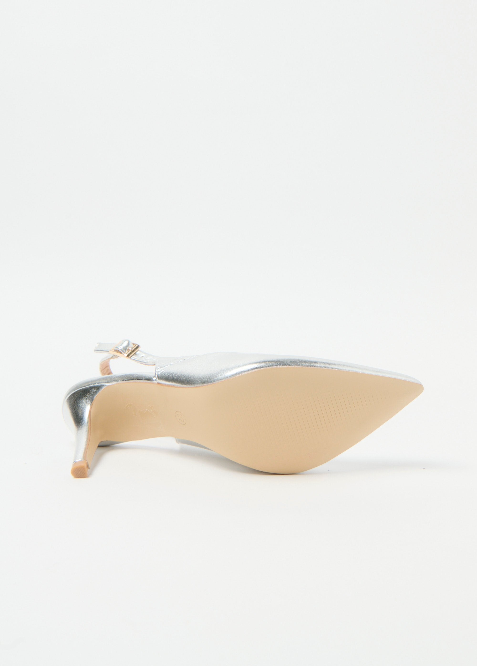 Chic_ankle_strap_pumps_Silver_UN1_slim