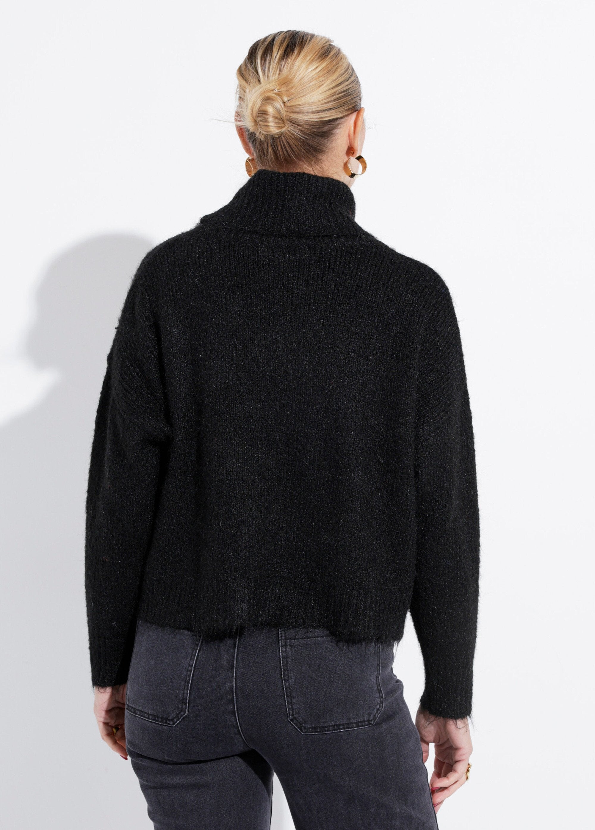 Chunky_knit_turtleneck_sweater_Black_DO1_slim