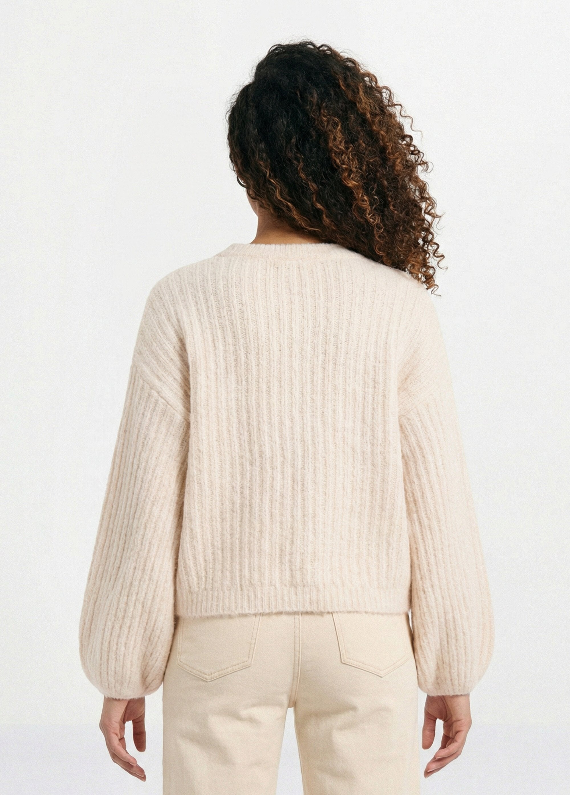 Loose_knit_sweater_with_puff_sleeves_Beige_DO1_slim