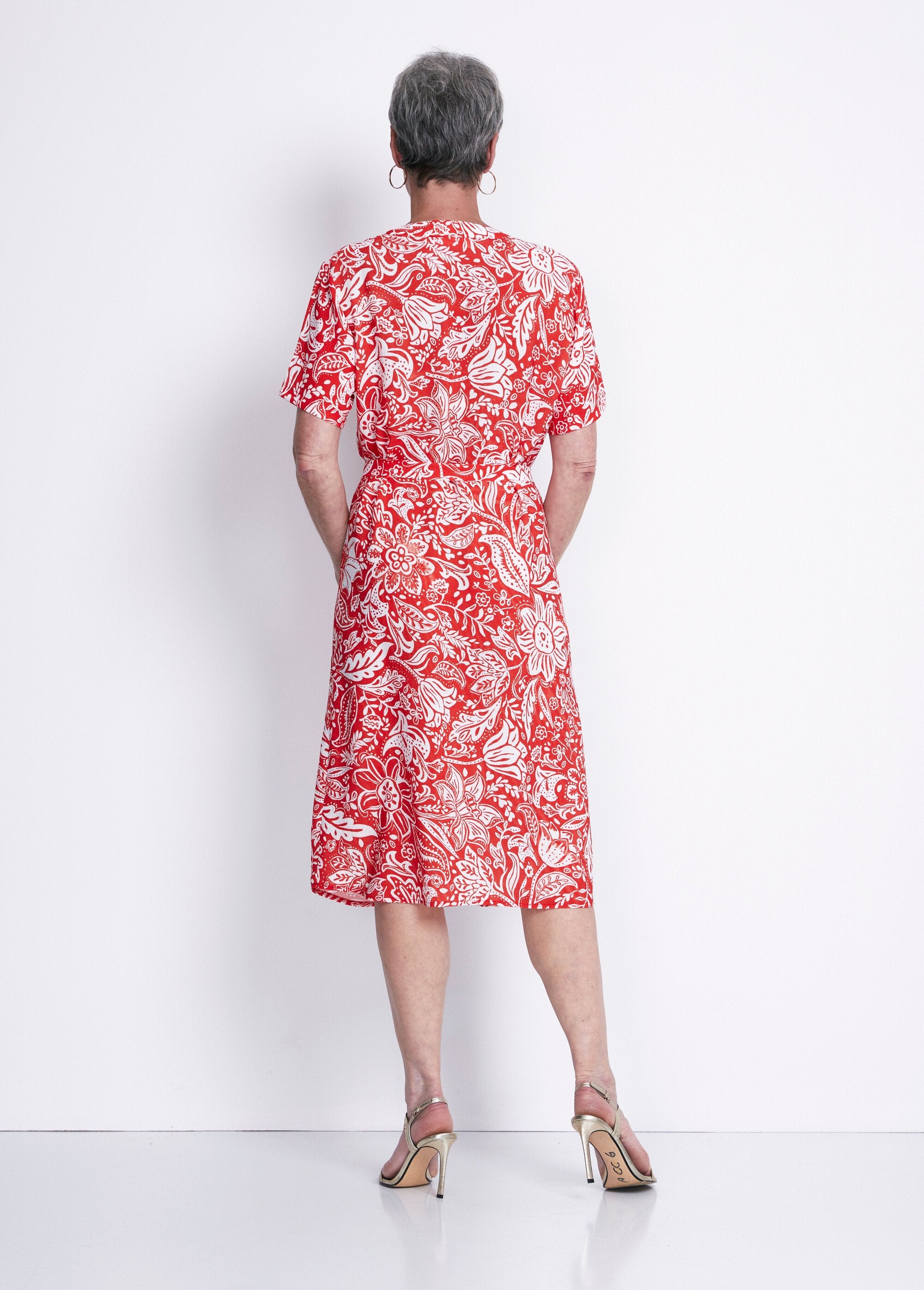 Short_dress_in_two-tone_waffle_fabric_Red_and_white_DO1_slim