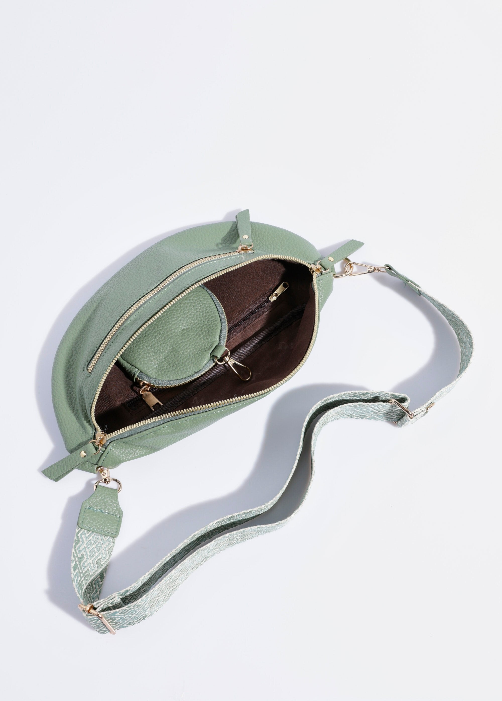 Fancy_fanny_pack_+_coin_purse_Almond_green_DE1_slim