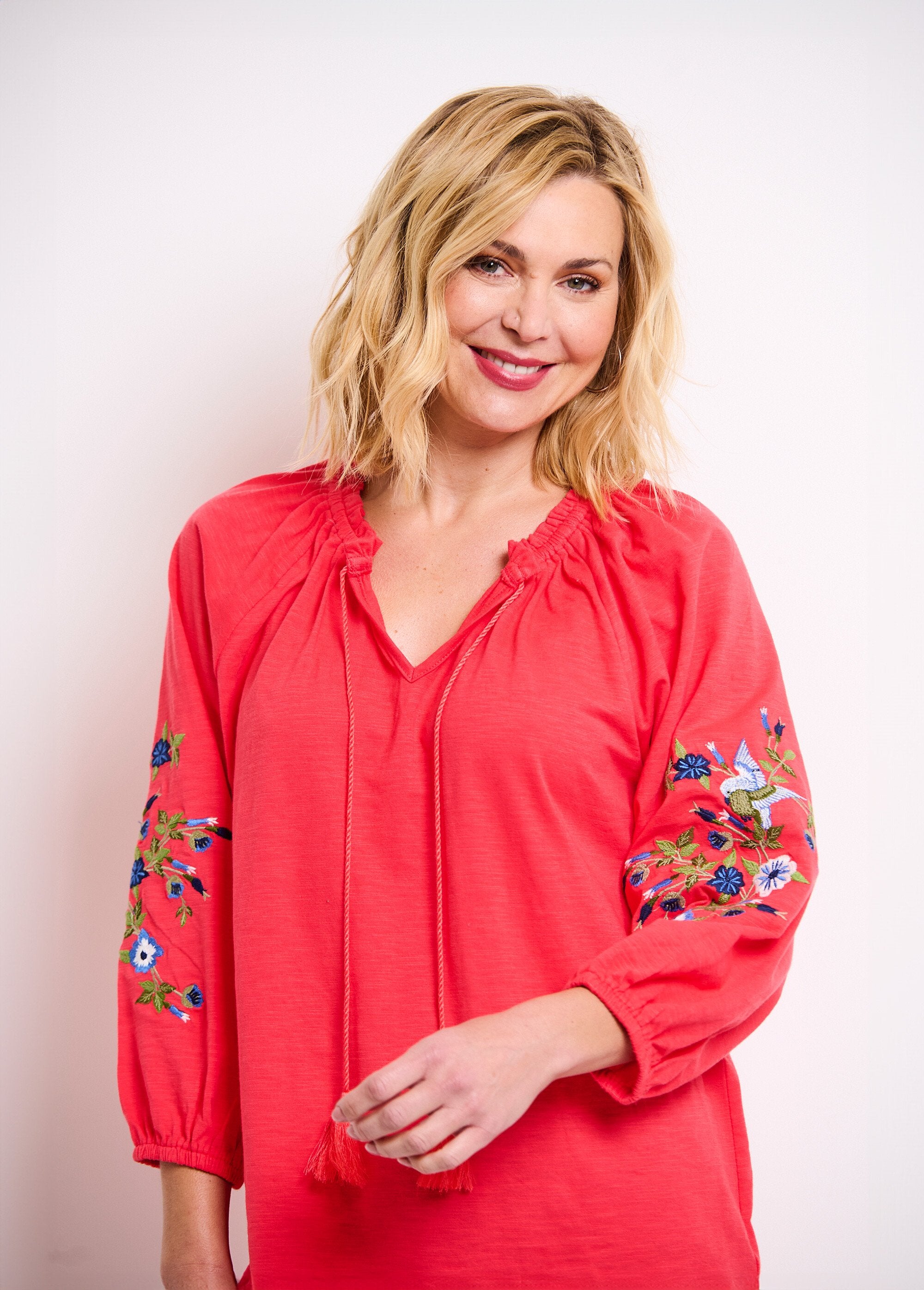 Long_embroidered_t-shirt_with_3/4_sleeves_Capucine_DE1_slim