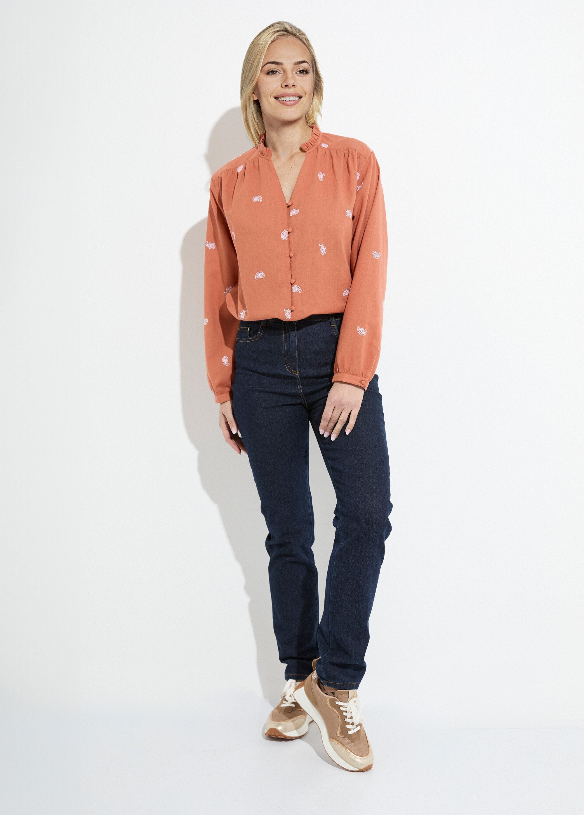 Embroidered_cotton_gauze_tunic_with_ruffled_collar_Caramel_and_white_SF1_slim