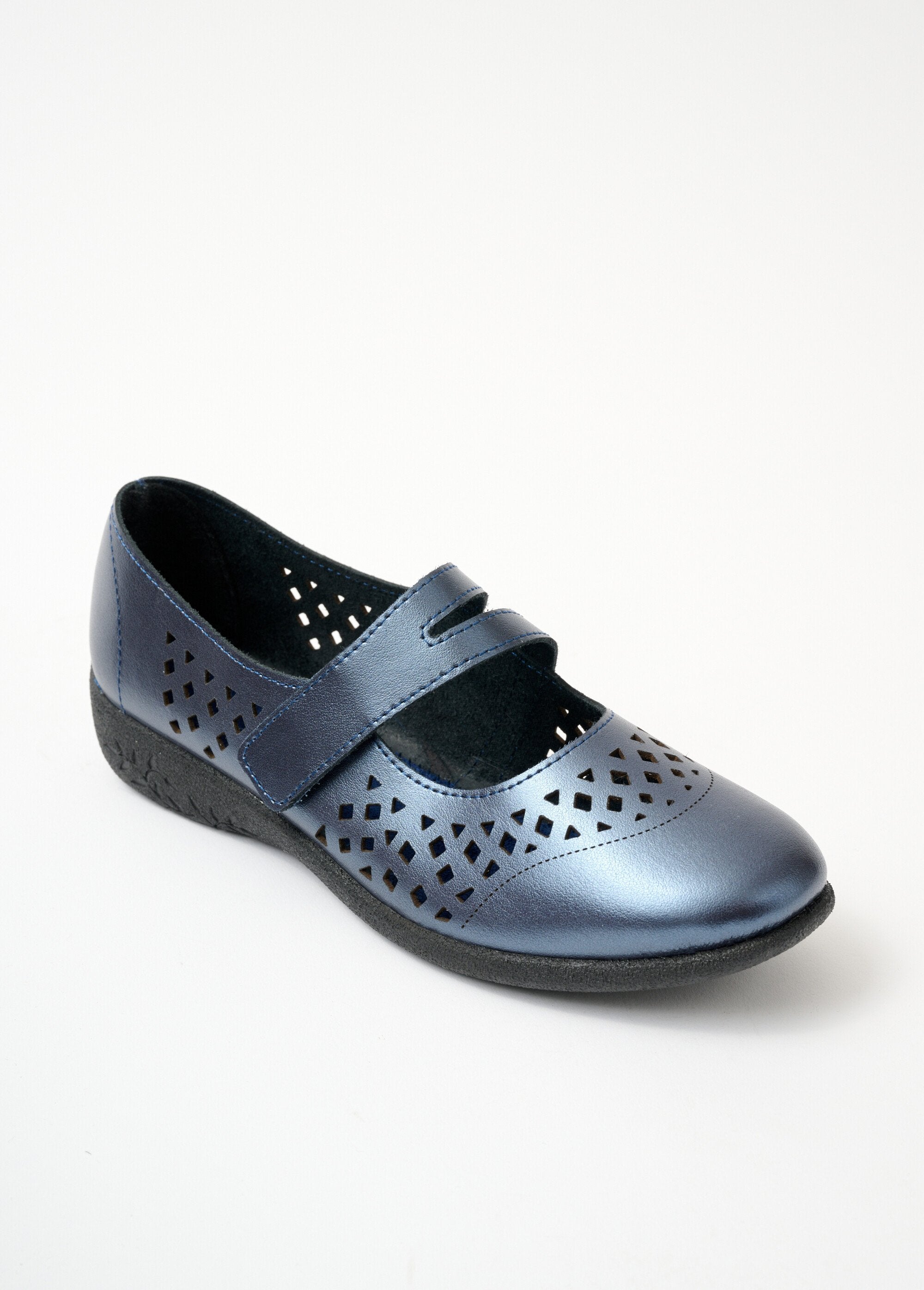 Comfortable_width_baby_leather_ballerinas_Navy_irises_FA1_slim