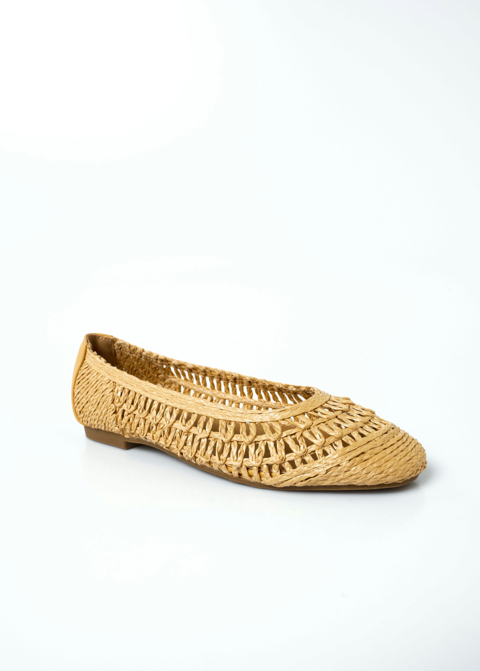 Natural-look_openwork_flat_ballerinas_Beige_FA1_slim