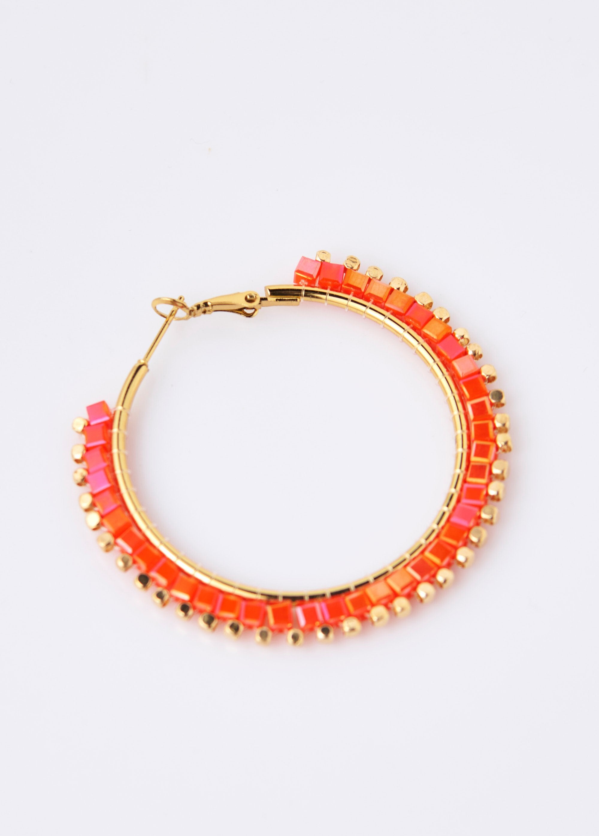 Stainless_steel_glass_bead_hoop_earrings_Orange_DE1_slim