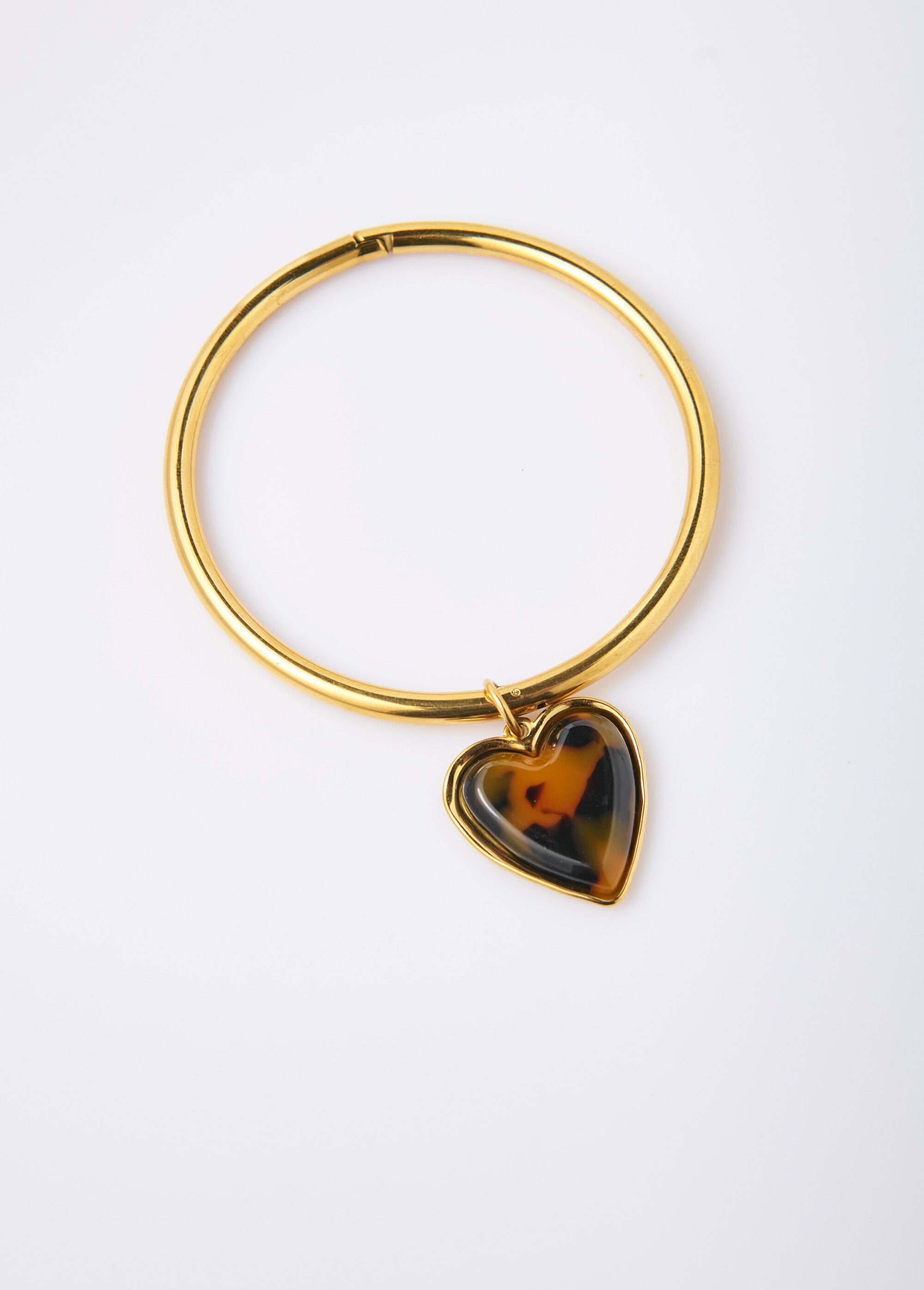 Stainless_steel_bangle_bracelet_with_heart_pendant_Golden_FA1_slim