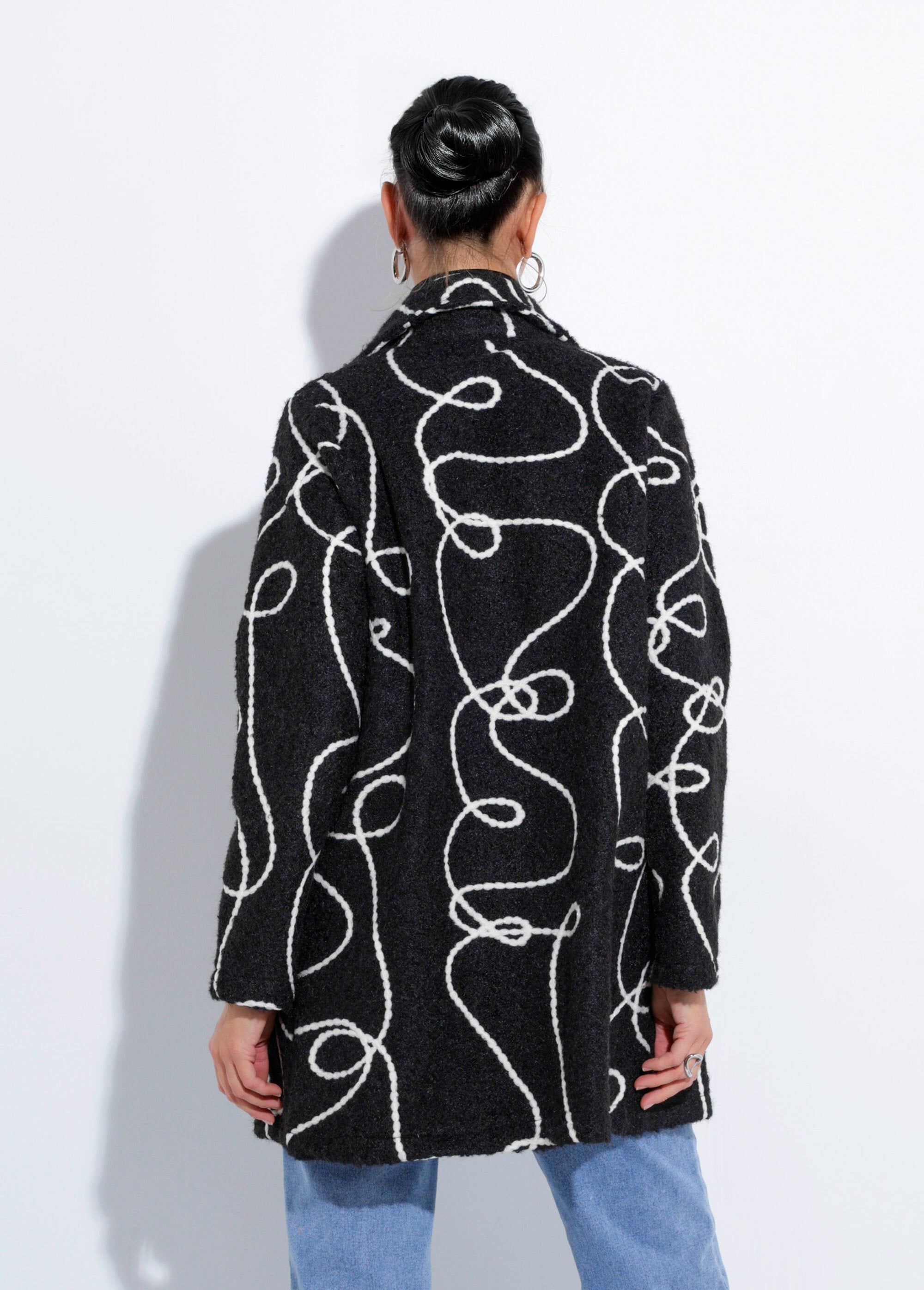 Long,_fancy_boiled_wool-style_pea_coat_Black_DO1_slim