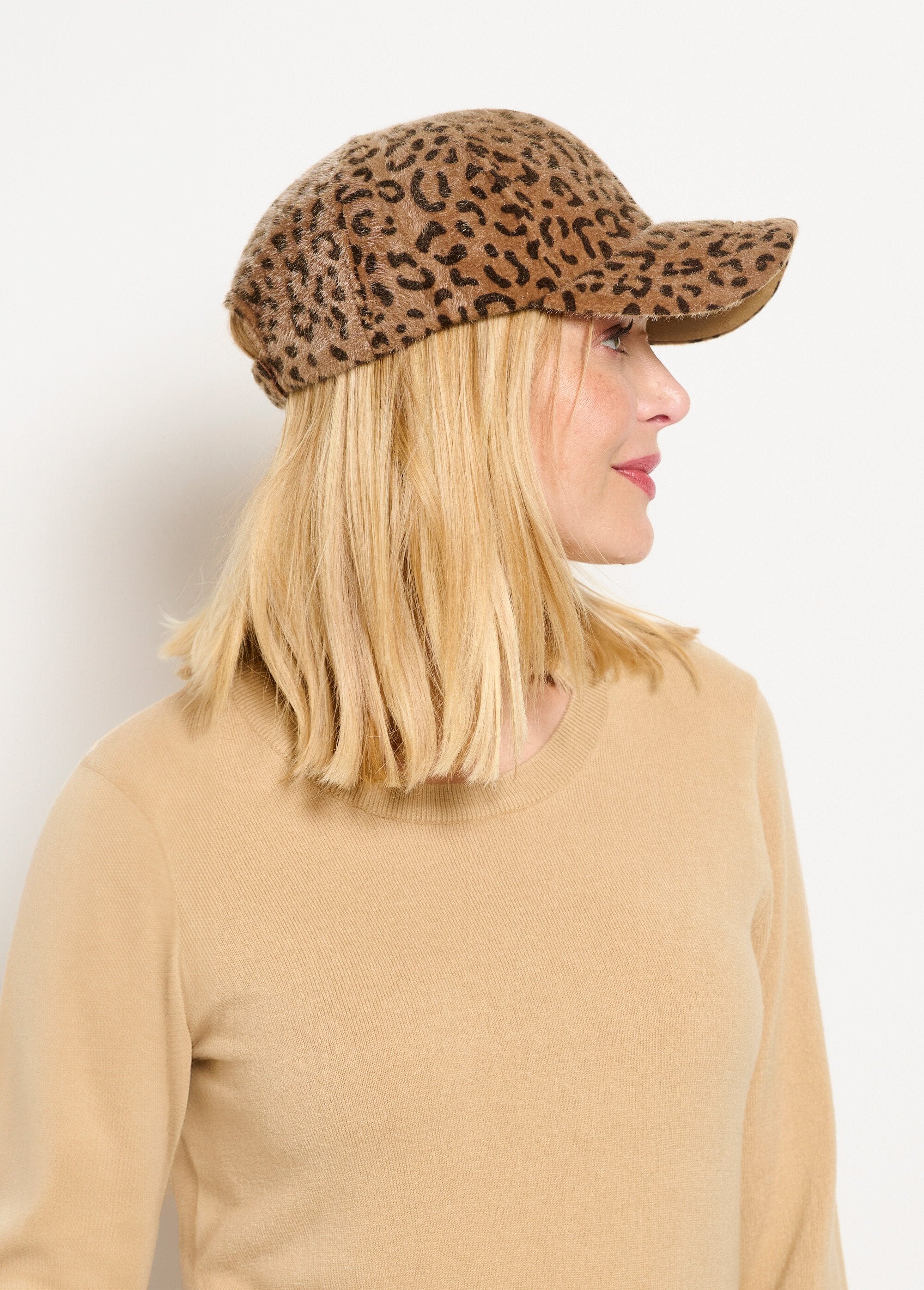 Leopard_faux_fur_cap_Leopard_DR1_slim