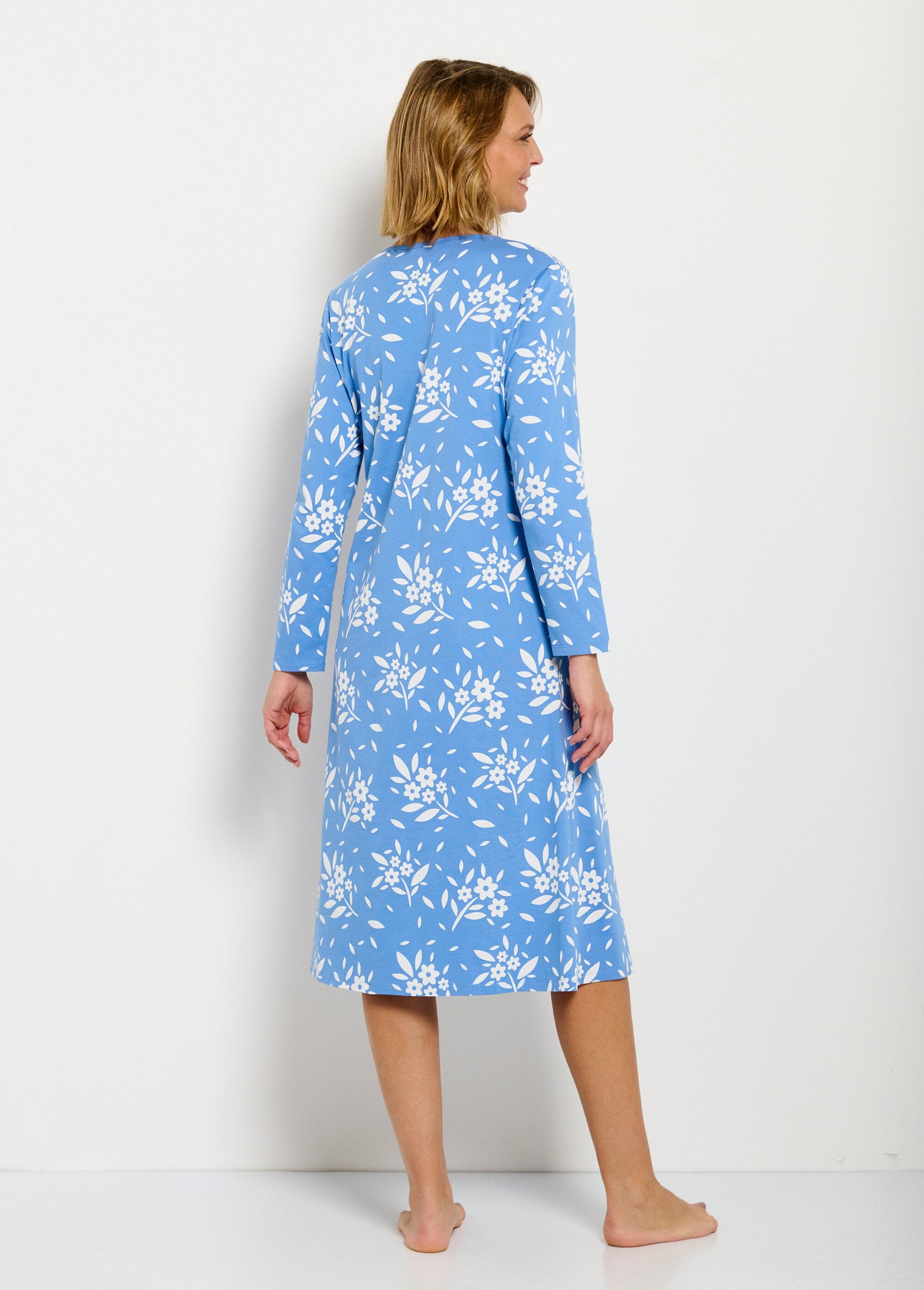 Mid-length_floral_cotton_buttoned_nightdress_Blue_DO1_slim