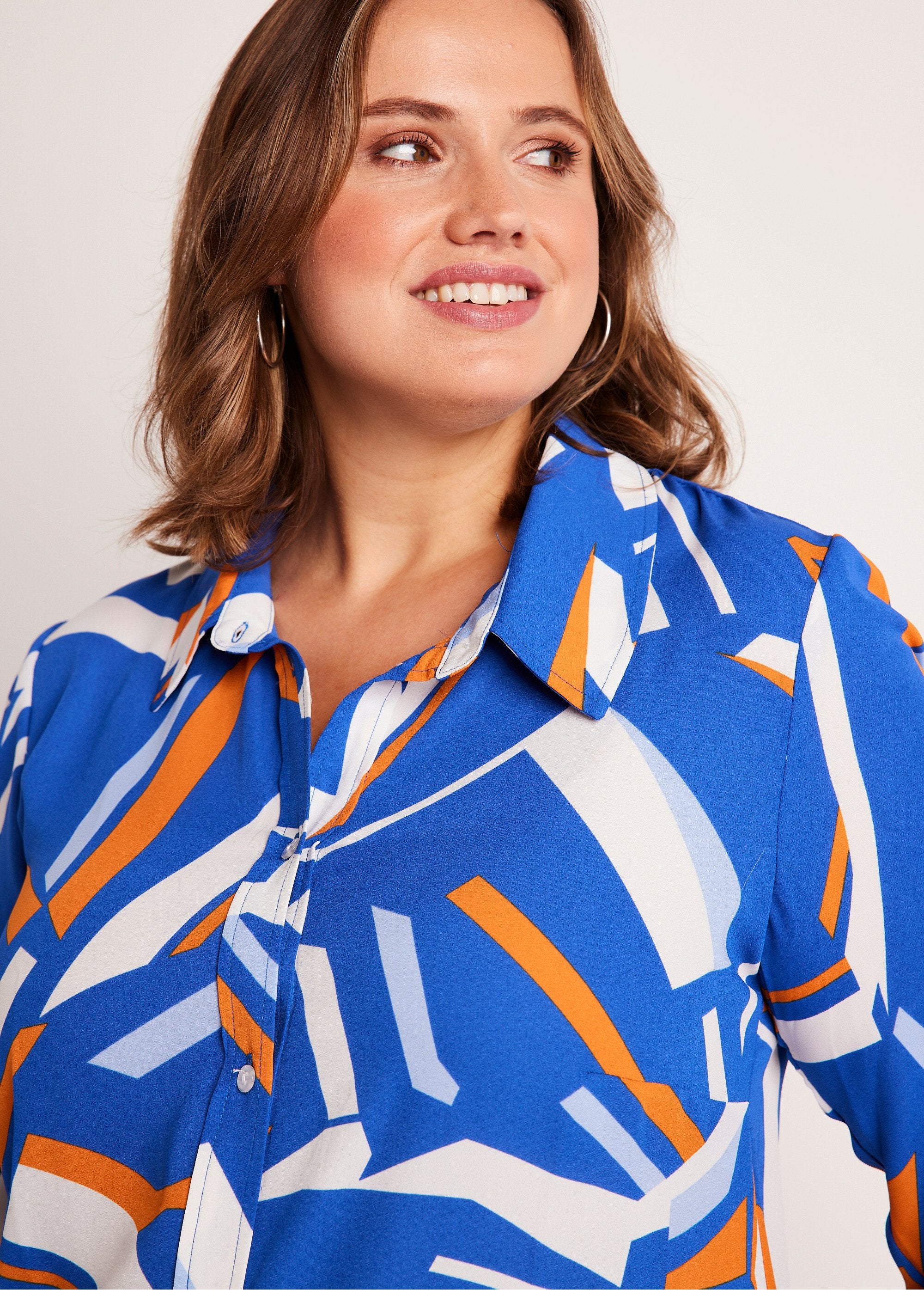 Straight_graphic_blouse_with_3/4_sleeves_Orange_Imp_DE1_curvy