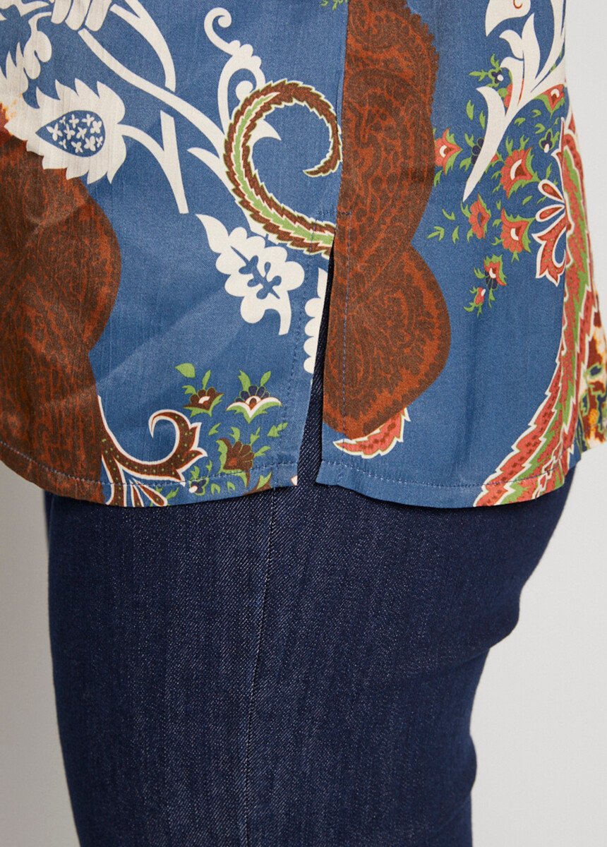 Plain_or_printed_long-sleeved_blouse_Multicolor_print_DE3_slim