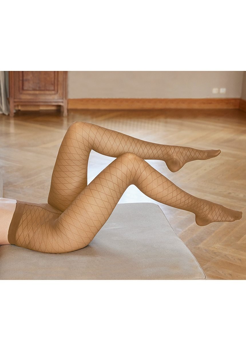 Gradual_compression_fishnet_tights_Mink_FA1_slim