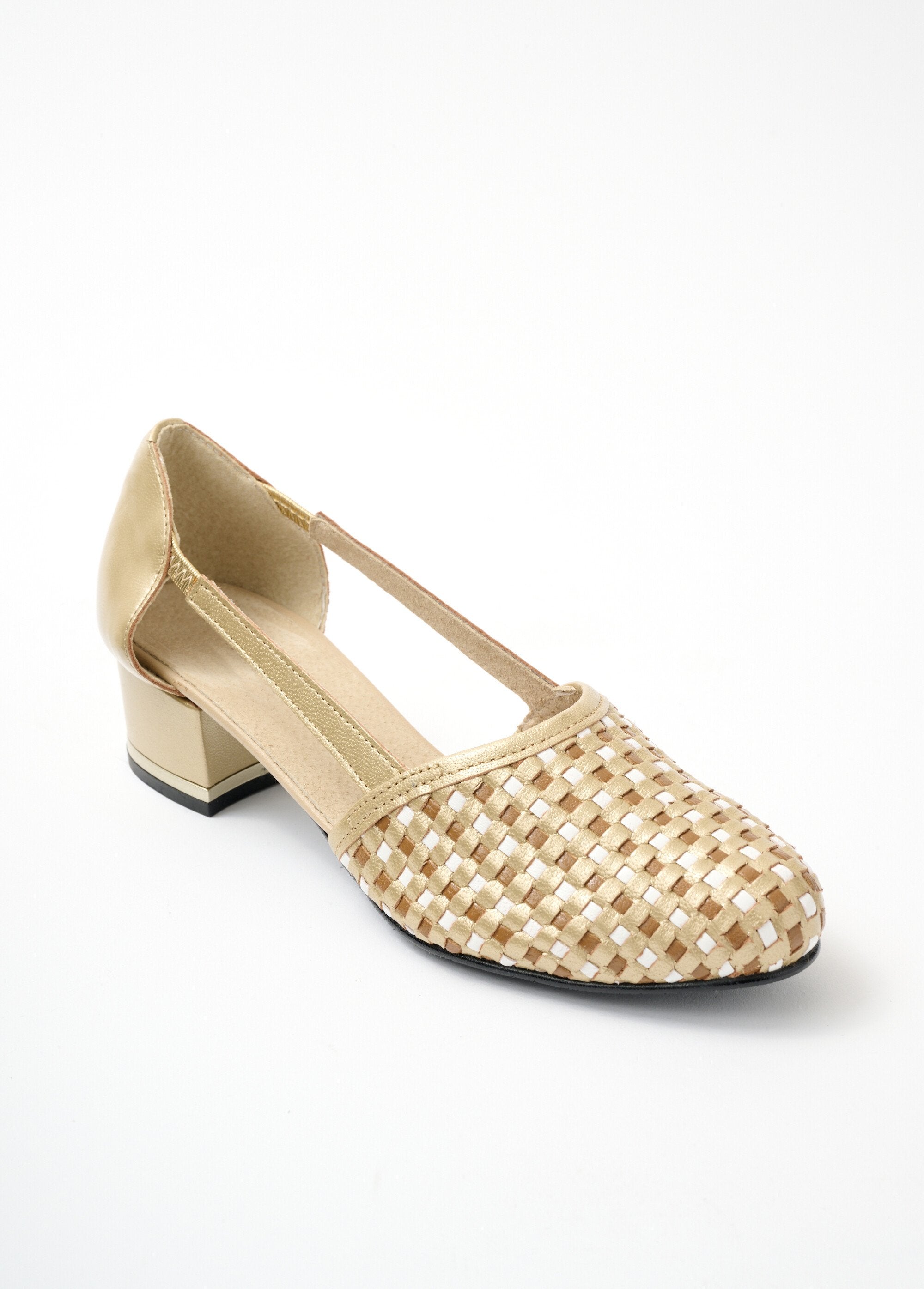 Leather_heeled_pumps_Beige_and_white_FA1_slim