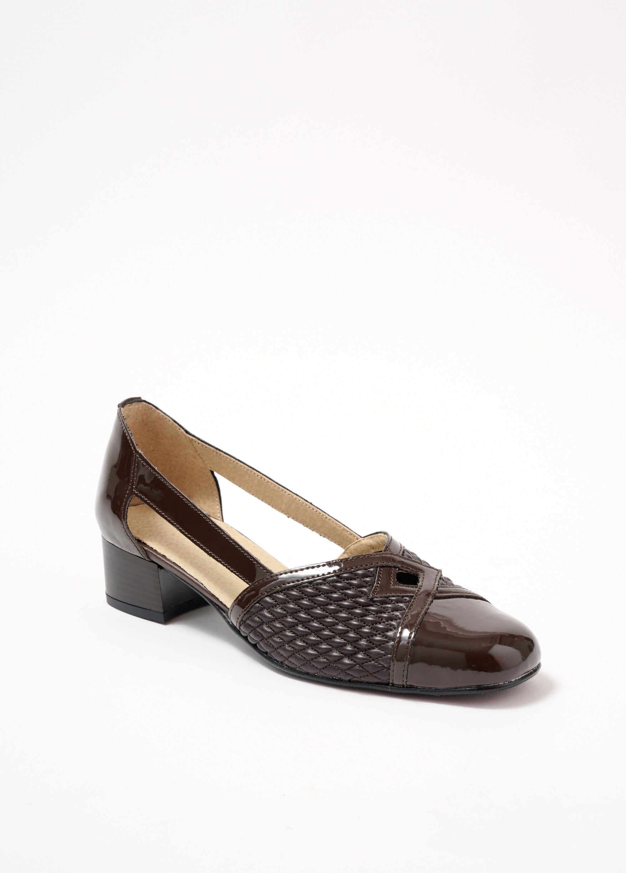 Comfort_width_leather_pumps_for_sensitive_feet_Brown_FA1_slim