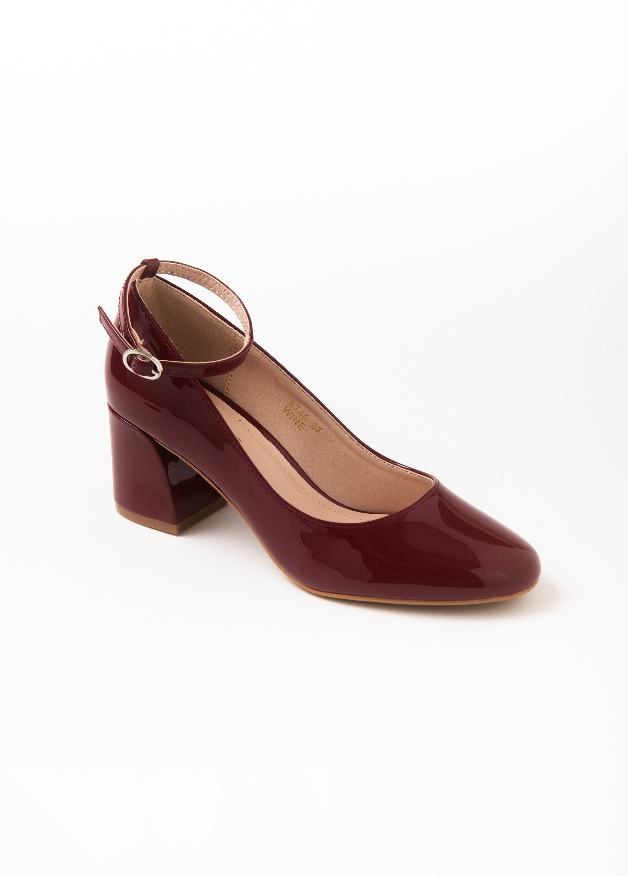 Patent_pumps_with_ankle_strap_heel_Burgundy_varnish_FA1_slim