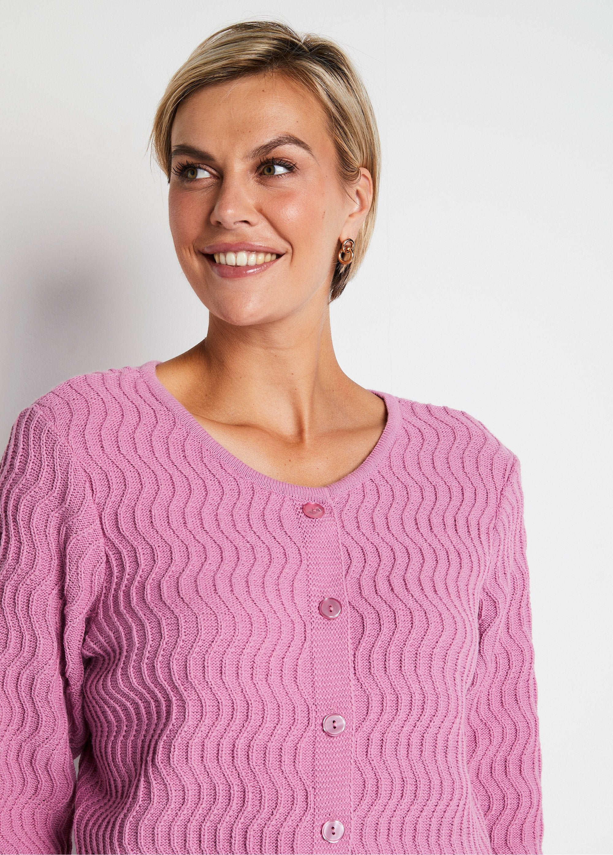 Short_fancy_knit_buttoned_cardigan_Old_pink_DE1_slim