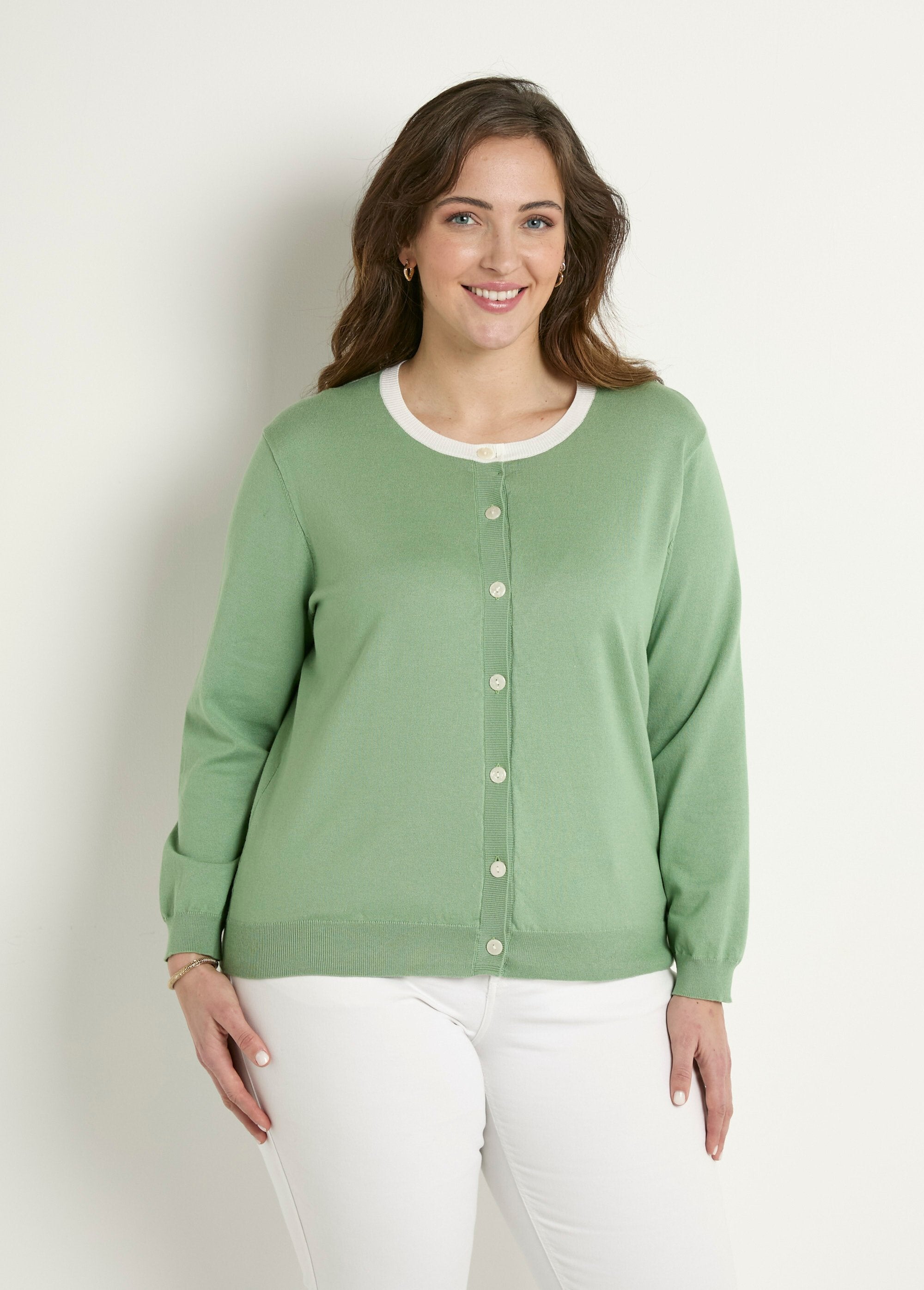 Soft_round_neck_buttoned_cardigan_vest_water_green_FA1_curvy