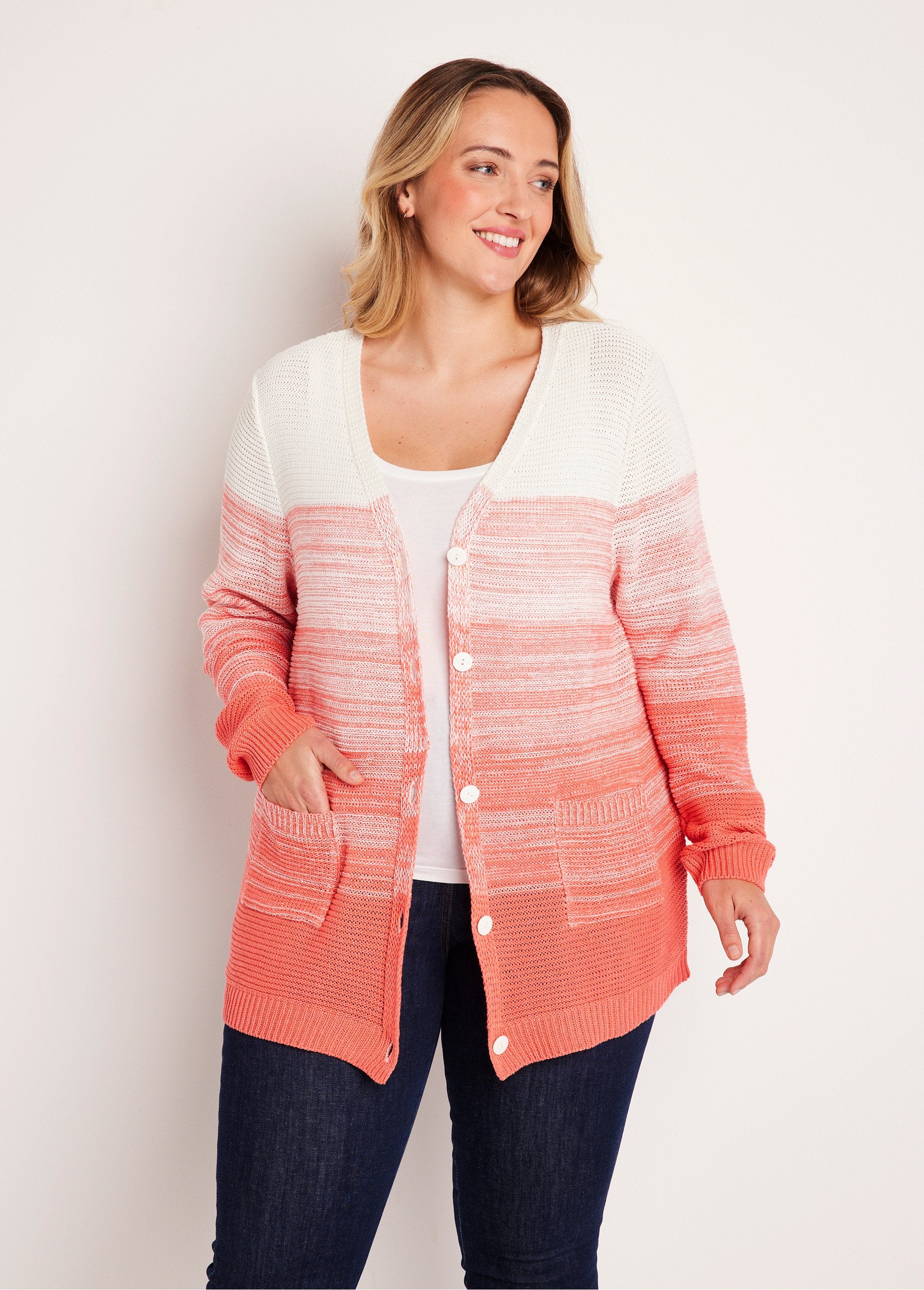 Long_buttoned_V-neck_cotton_cardigan_White_and_coral_FA1_curvy