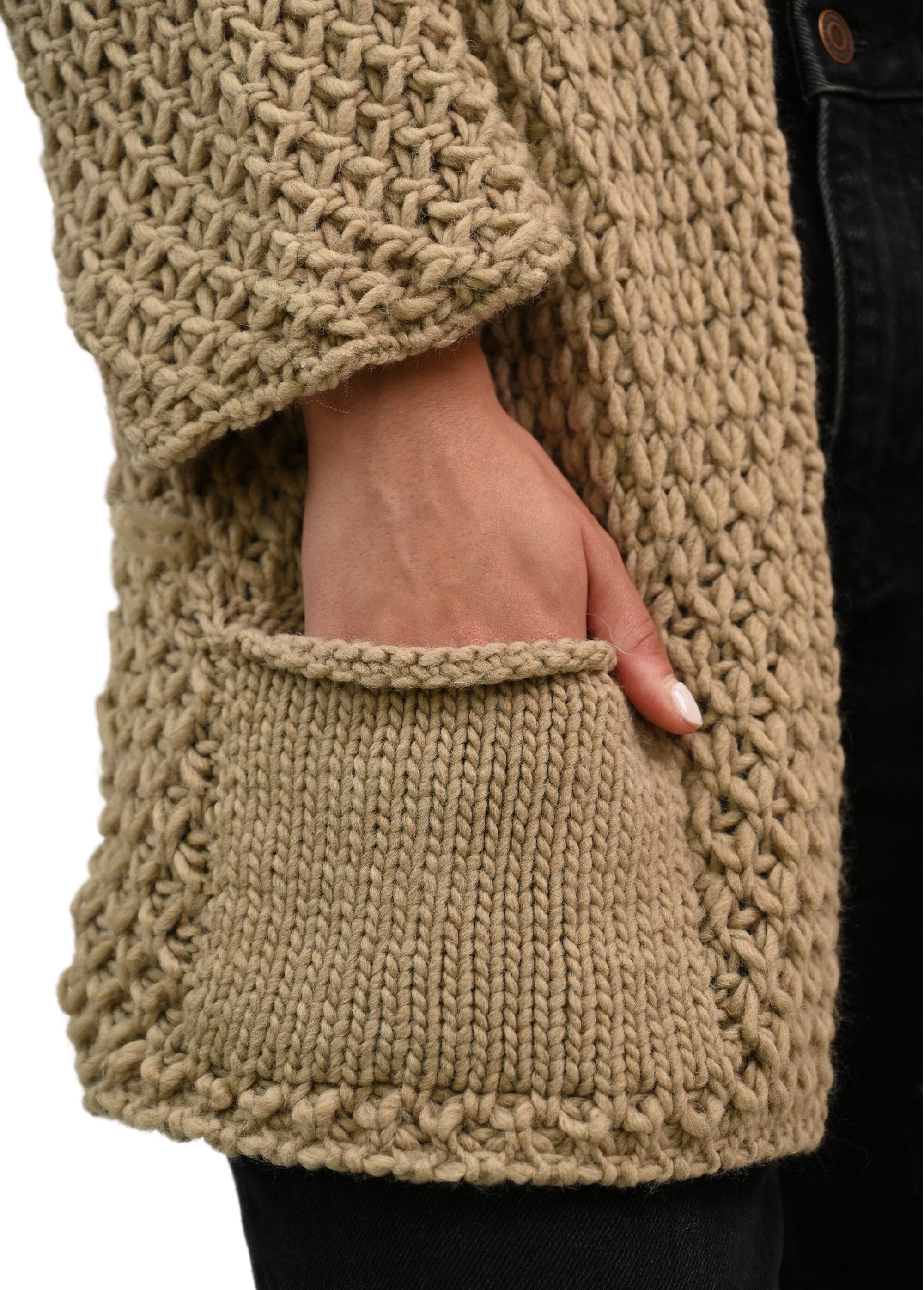 Long_seamless_fancy_knit_vest_Beige_DE1_slim