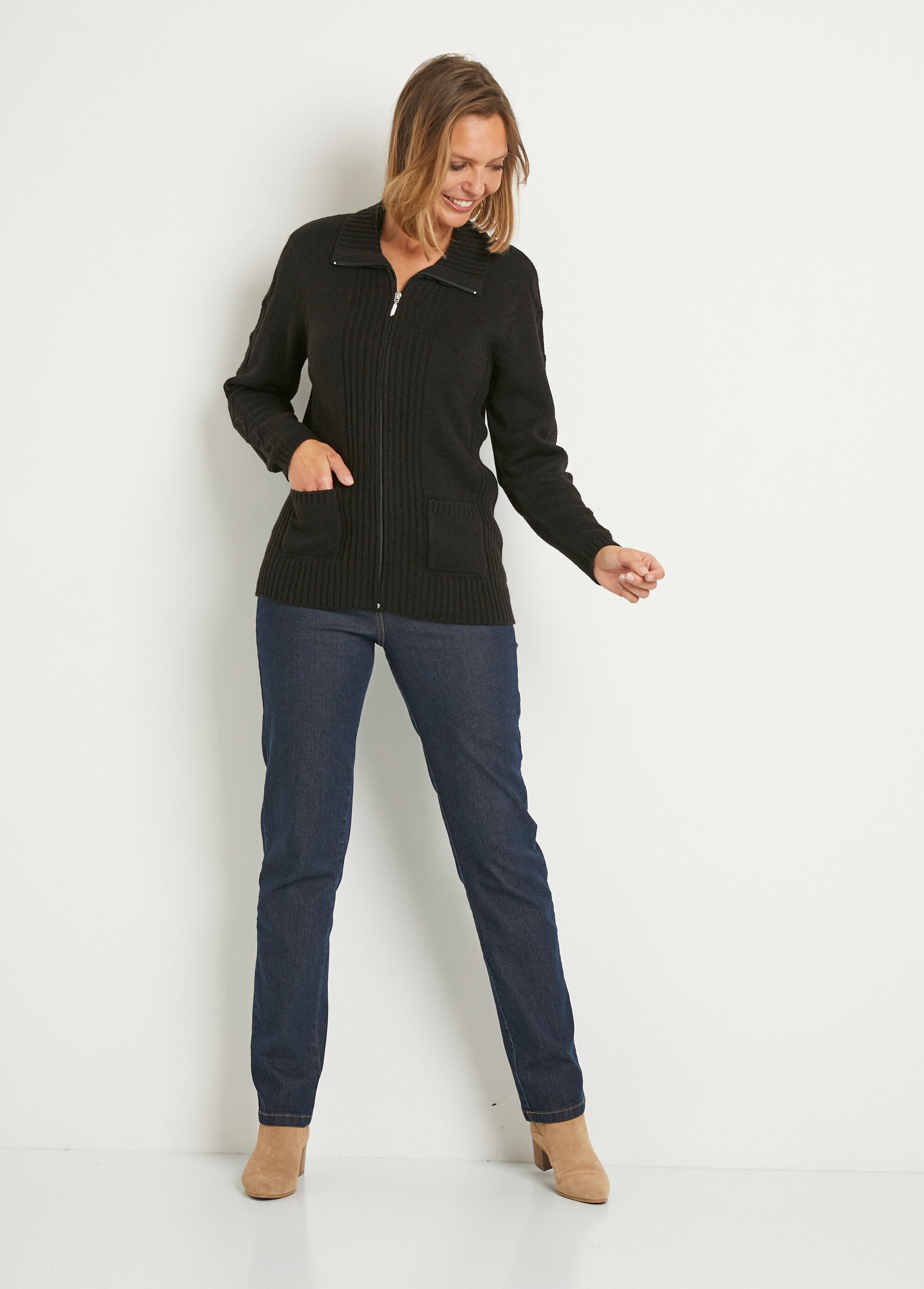 Thick_knit_mid-length_plain_zipped_cardigan_Black_SF1_slim