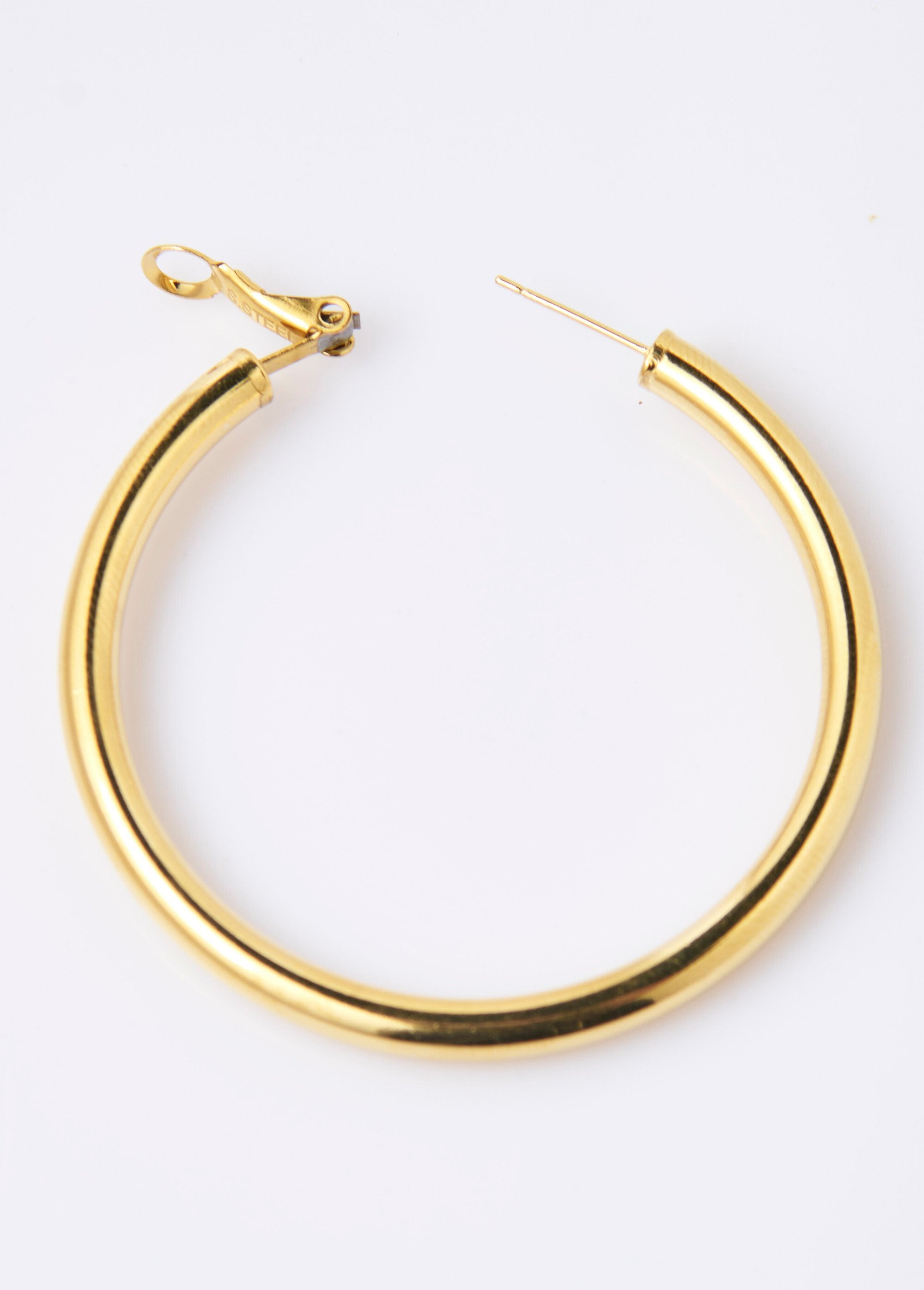 Large_stainless_steel_hoop_earrings_Golden_DE1_slim