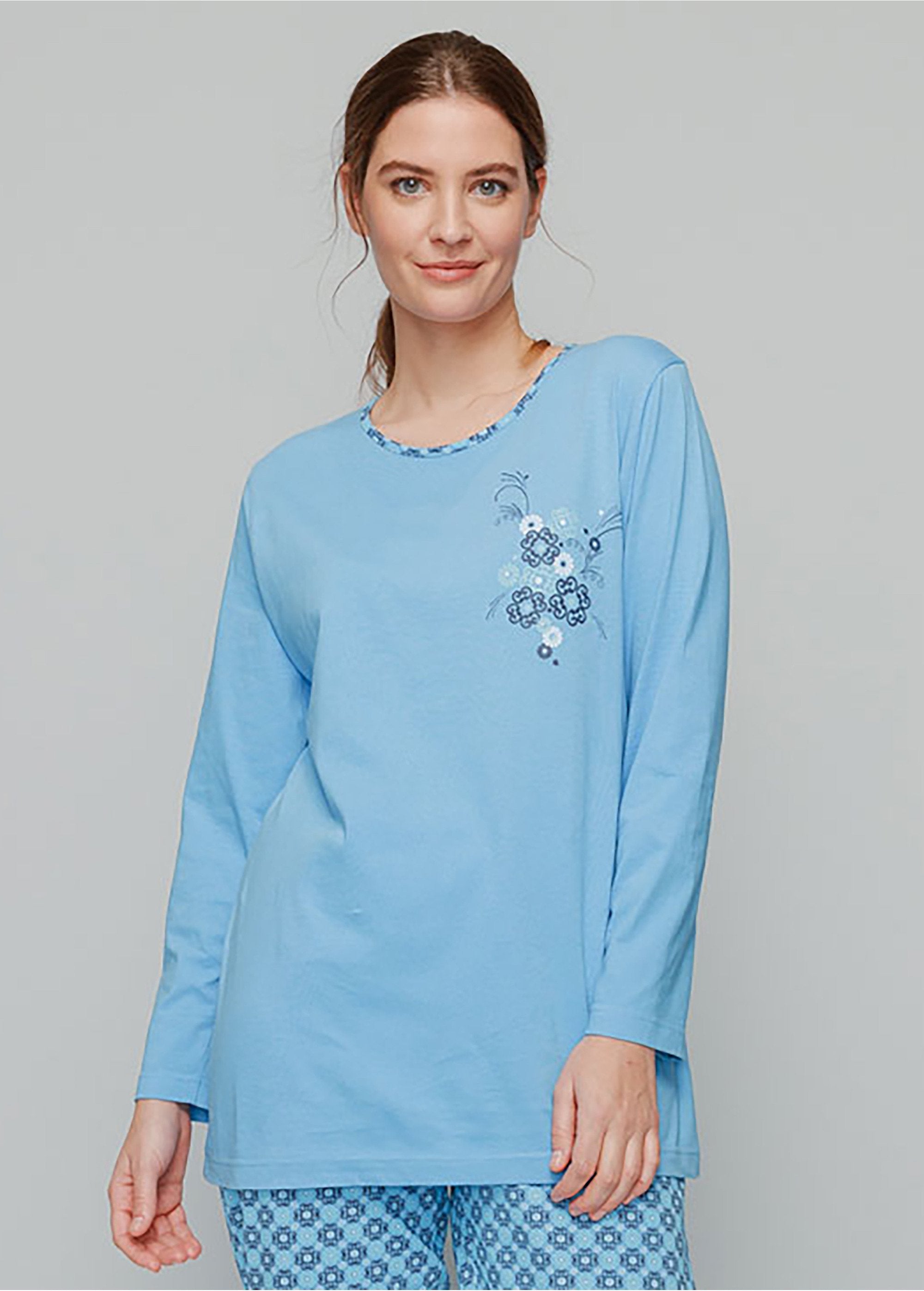 Long_sleeve_pajama_top_Sky_blue_FA1_slim