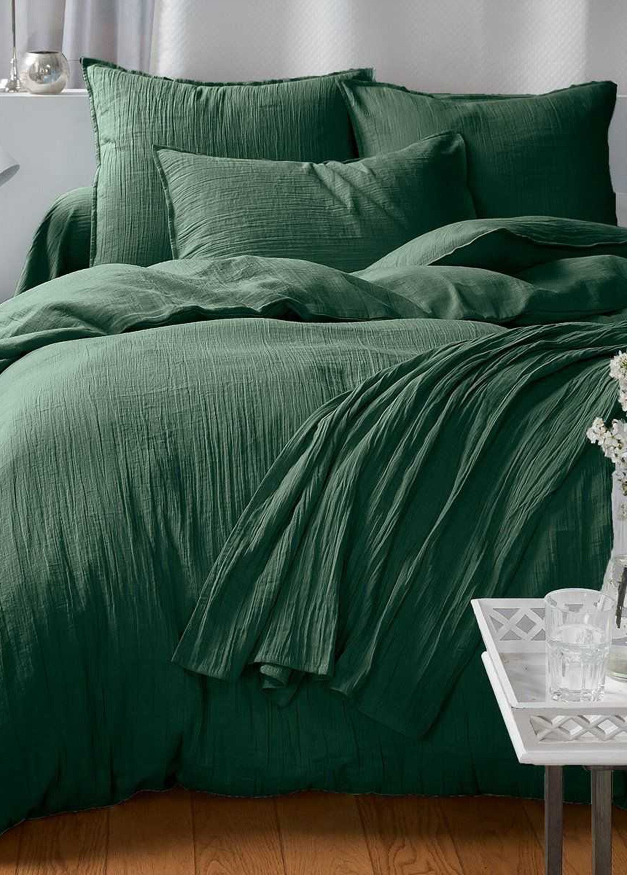 Plain_cotton_gauze_duvet_cover_GAZE_Pine_green_FA1_slim