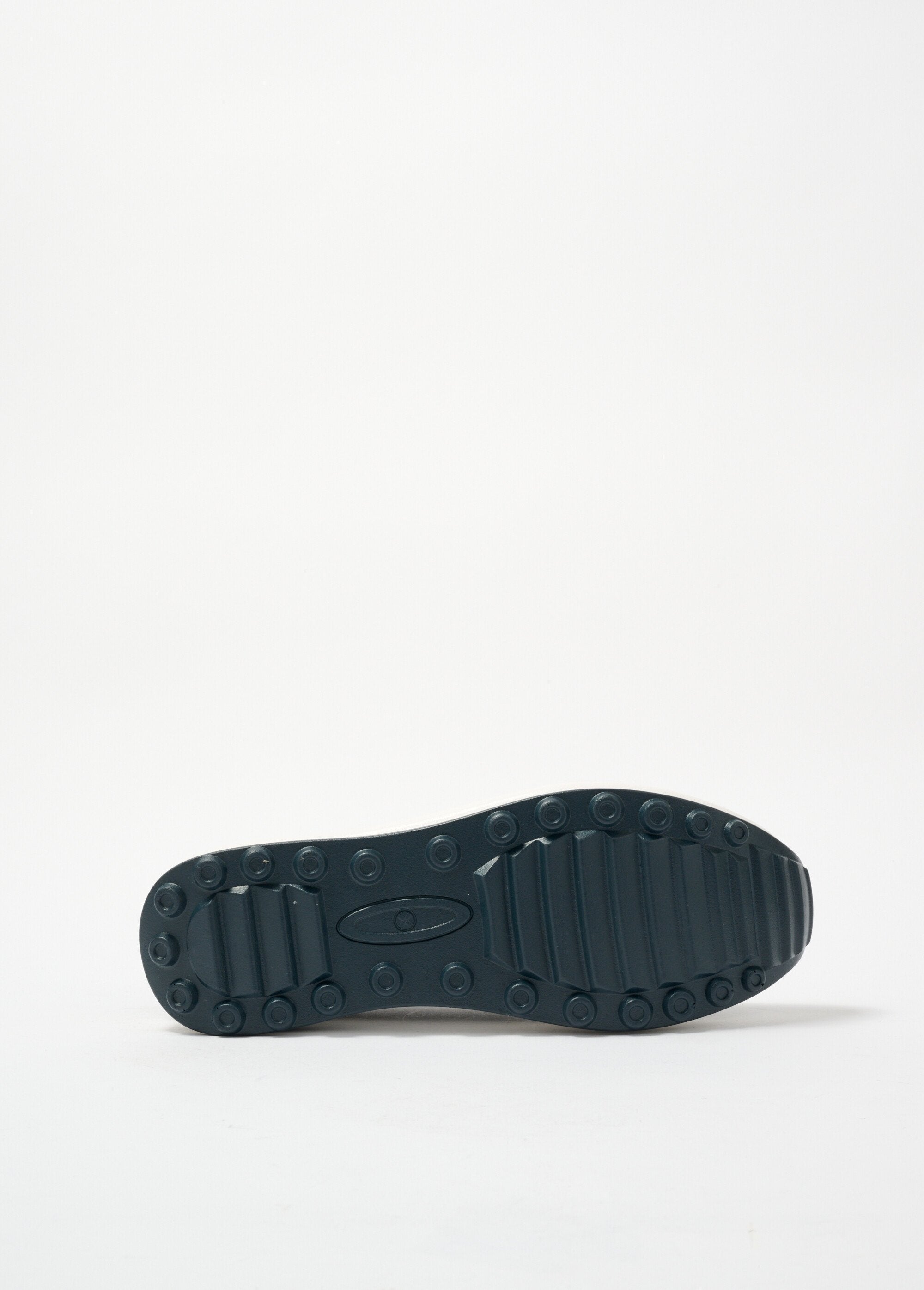 Basket_en_cuir_perforé_Marine_UN1_slim
