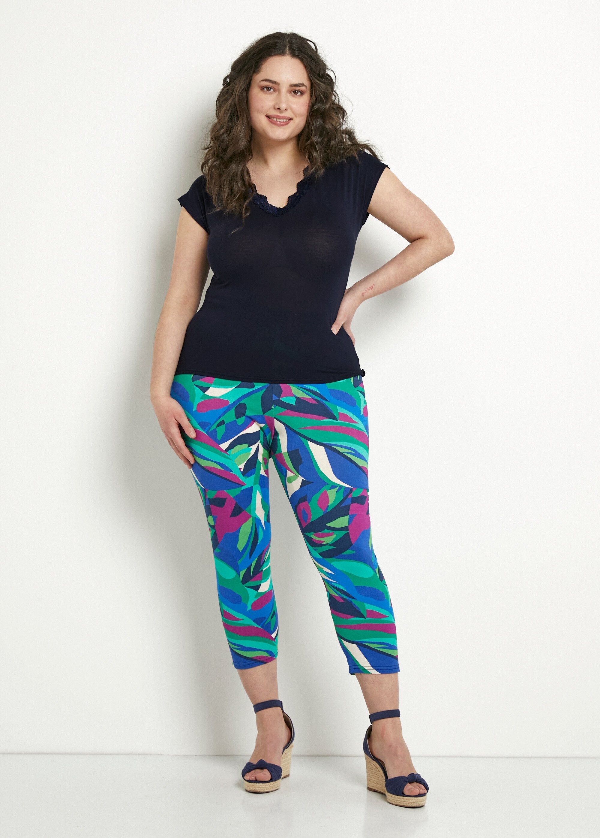 Stretchy_elasticated_waist_short_leggings_Multicolor_SF1_curvy