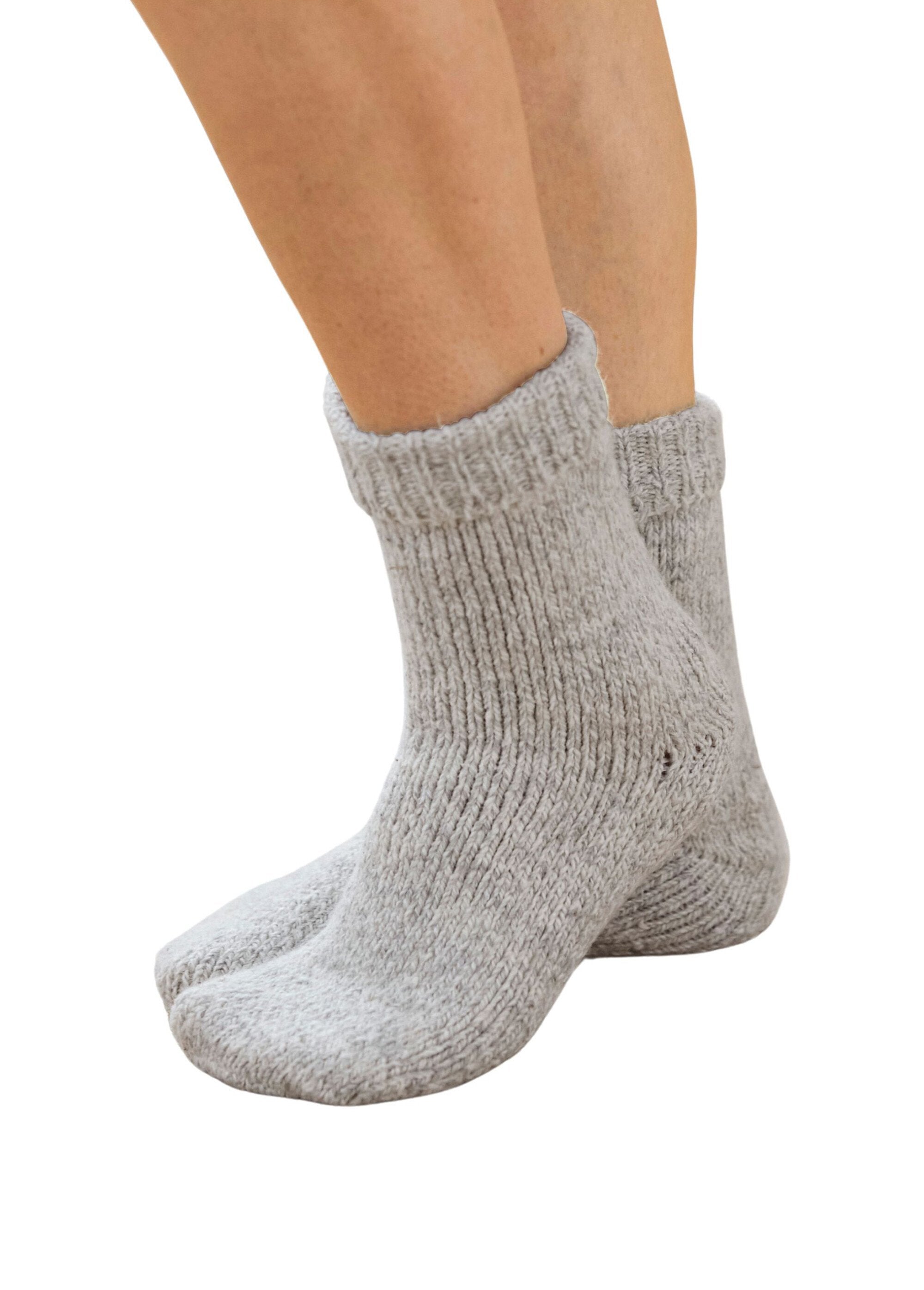 Warm,_non-slip_slipper_socks_with_wool_Assorted_lot2_DE1_slim
