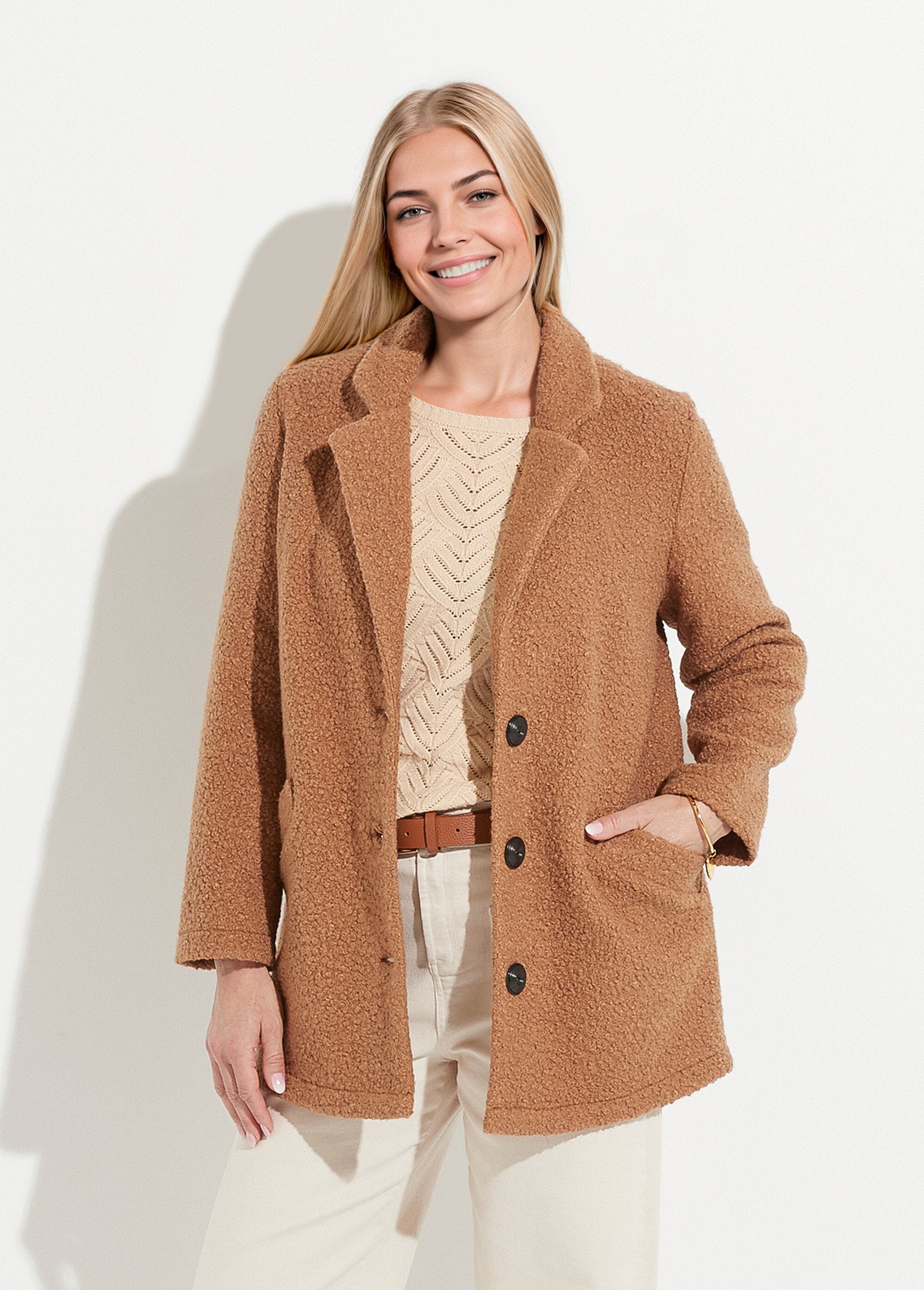 Manteau_tissu_bouclette_mi-long_boutonné_Camel_FA1_slim