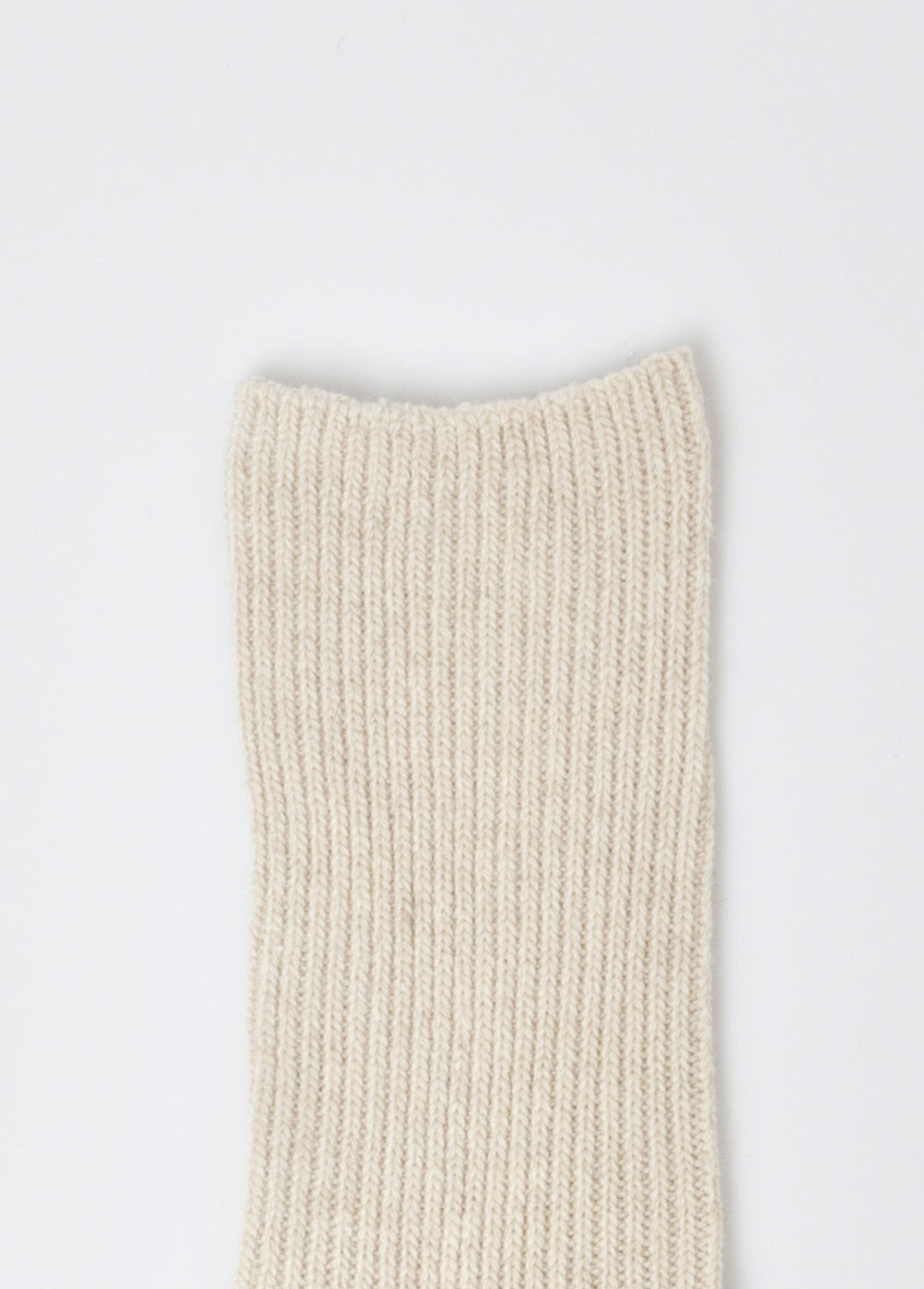 Paire_de_Chaussettes_laine,_fines_côtes_Beige_DE2_slim