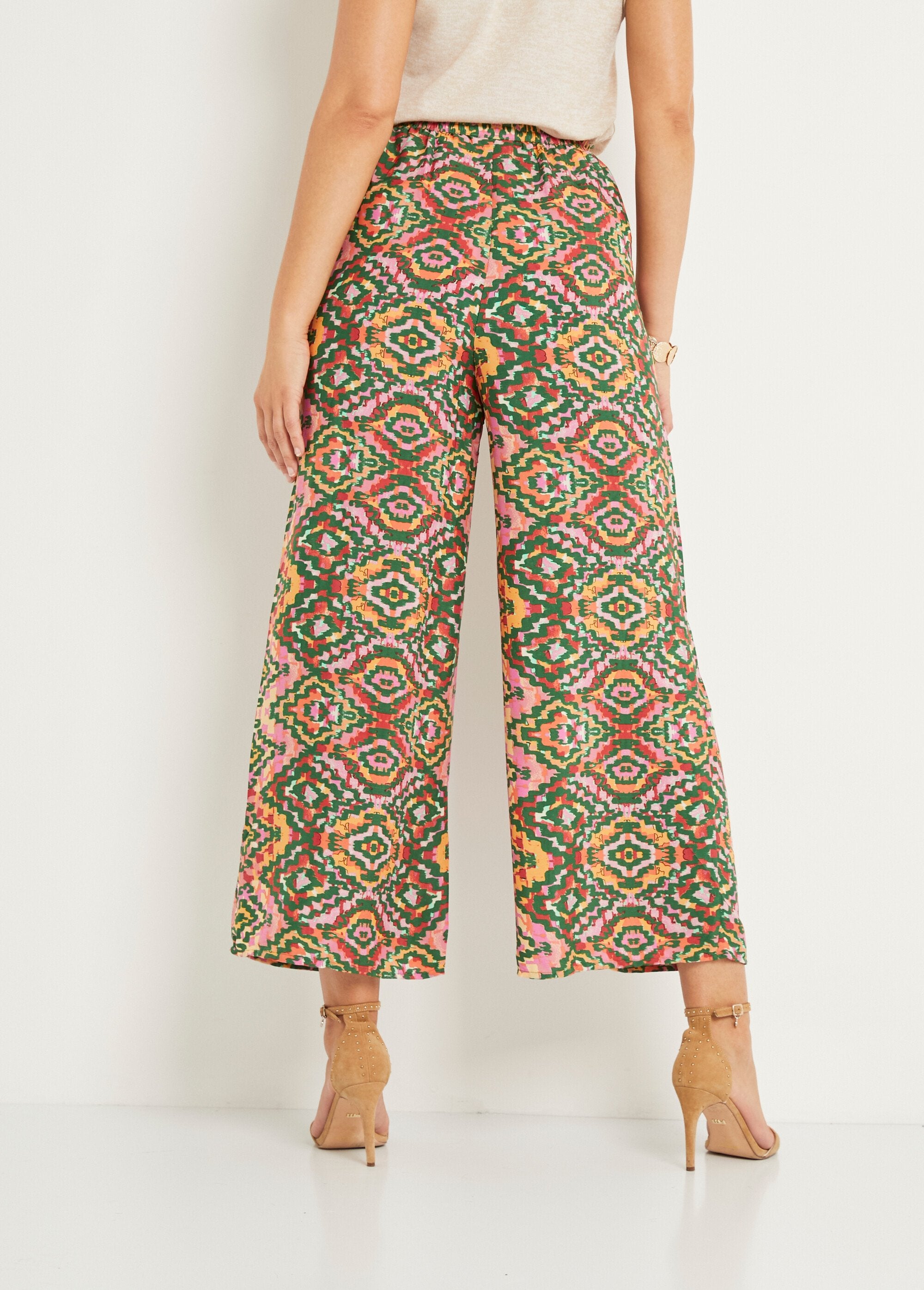 Wide_ethnic_printed_pants_Pink_and_green_DO1_slim