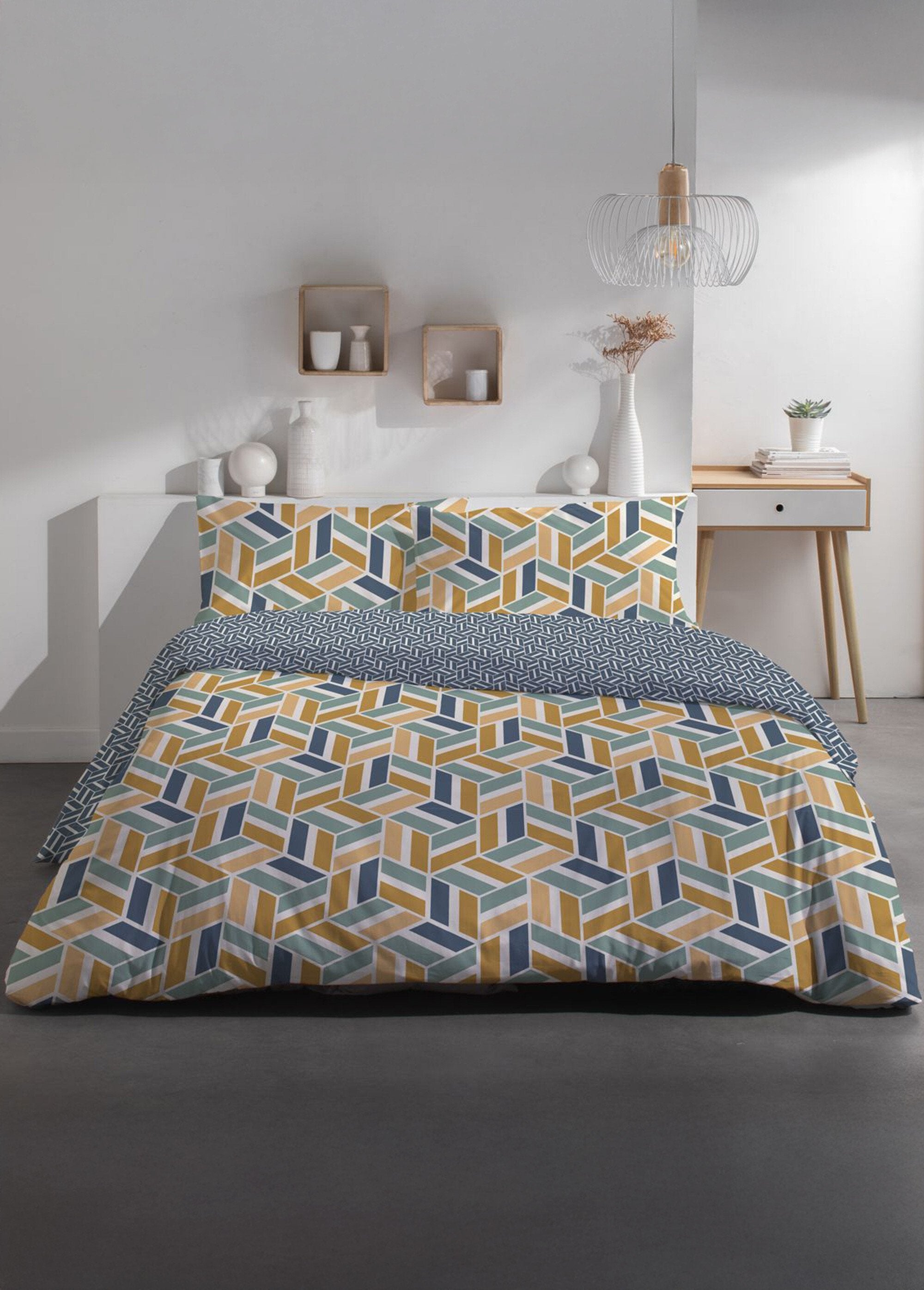 Pure_cotton_bedding_set_240_x_220cm,_Optica_Brown_and_gray_FA1_slim