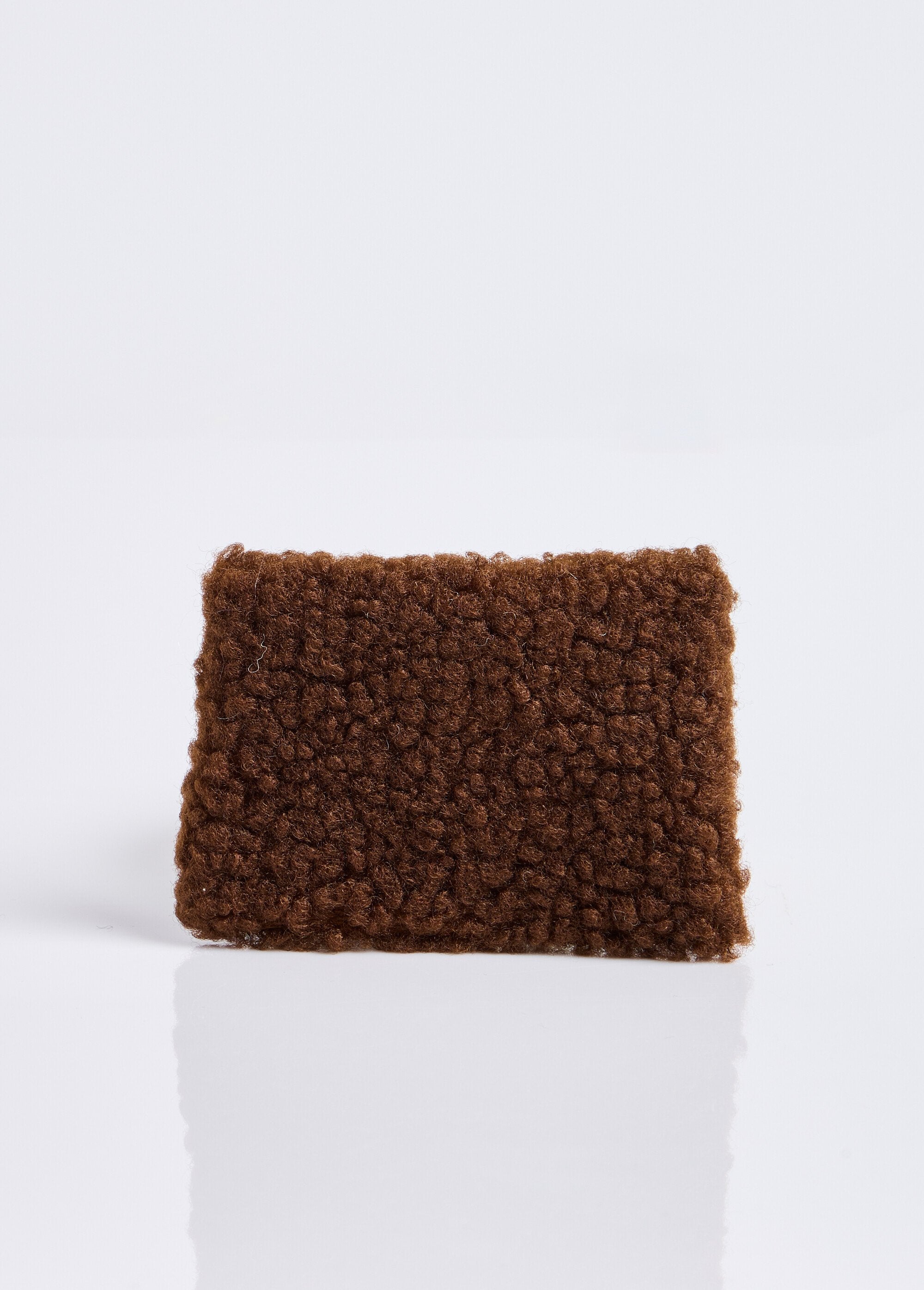 Pochette_porte_monnaie,_fourrure_sherpa_Marron_DO1_slim