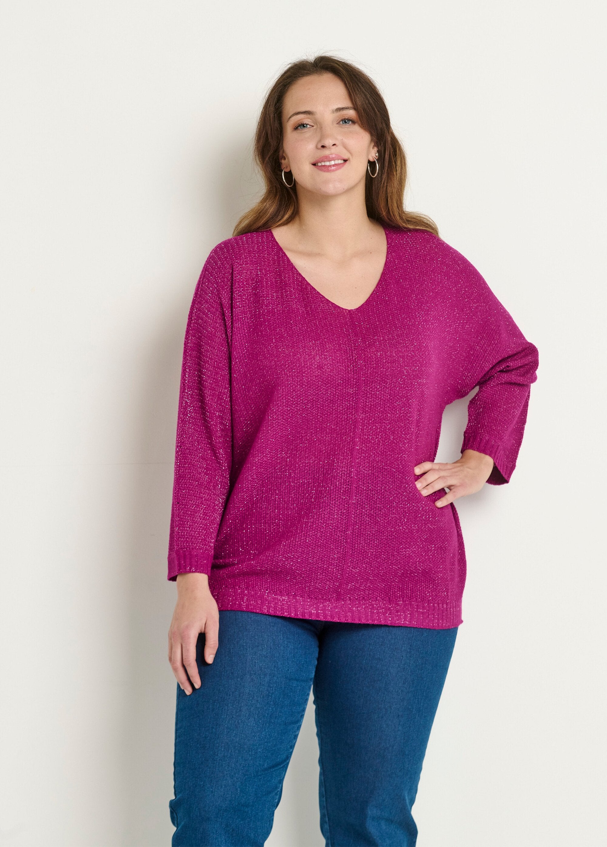 Pull_col_V_maille_fantaisie_métallisée_Fuchsia_FA1_curvy