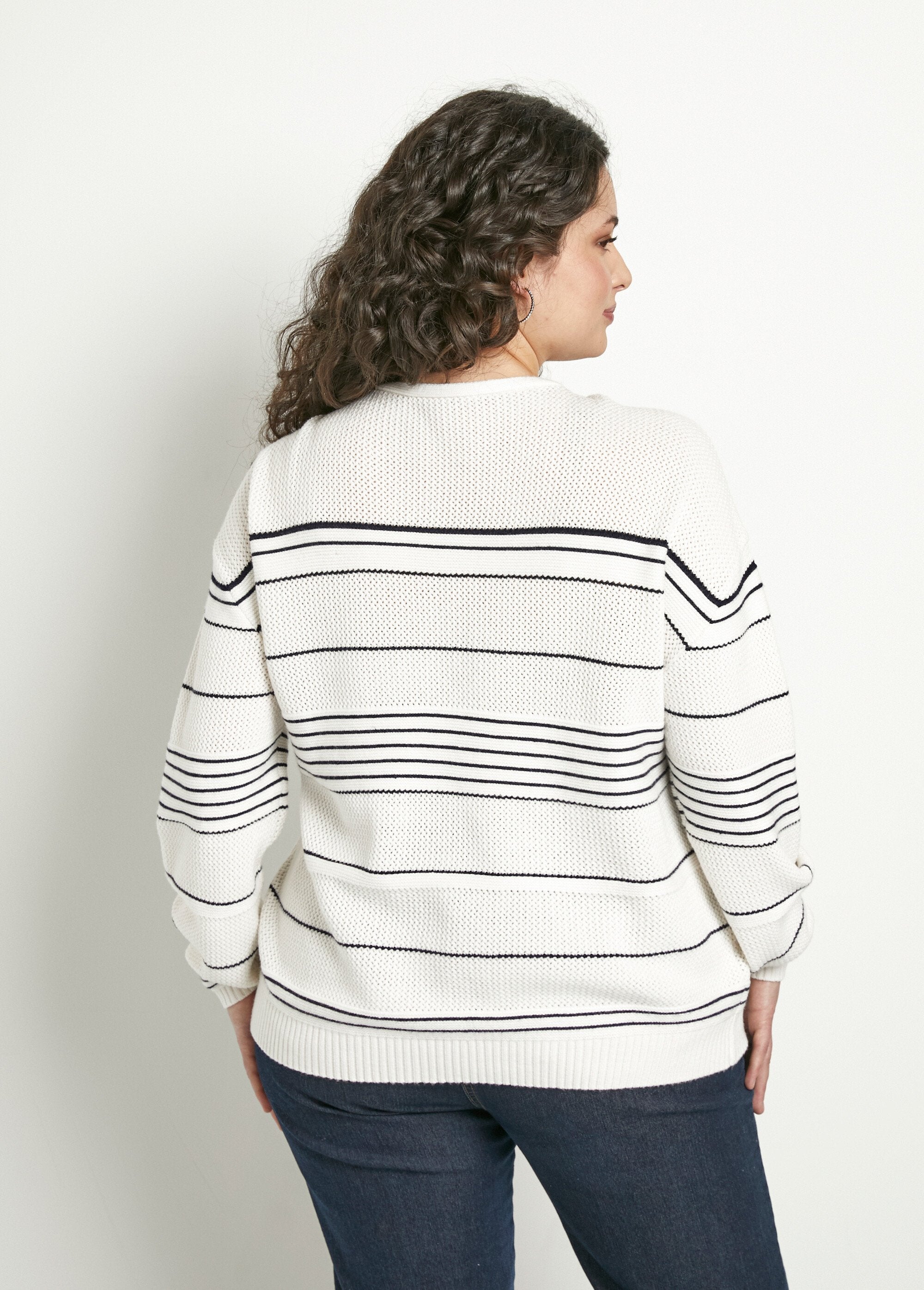 Soft_striped_crew_neck_sweater_with_sailor_style_Ecru_and_navy_DO1_curvy