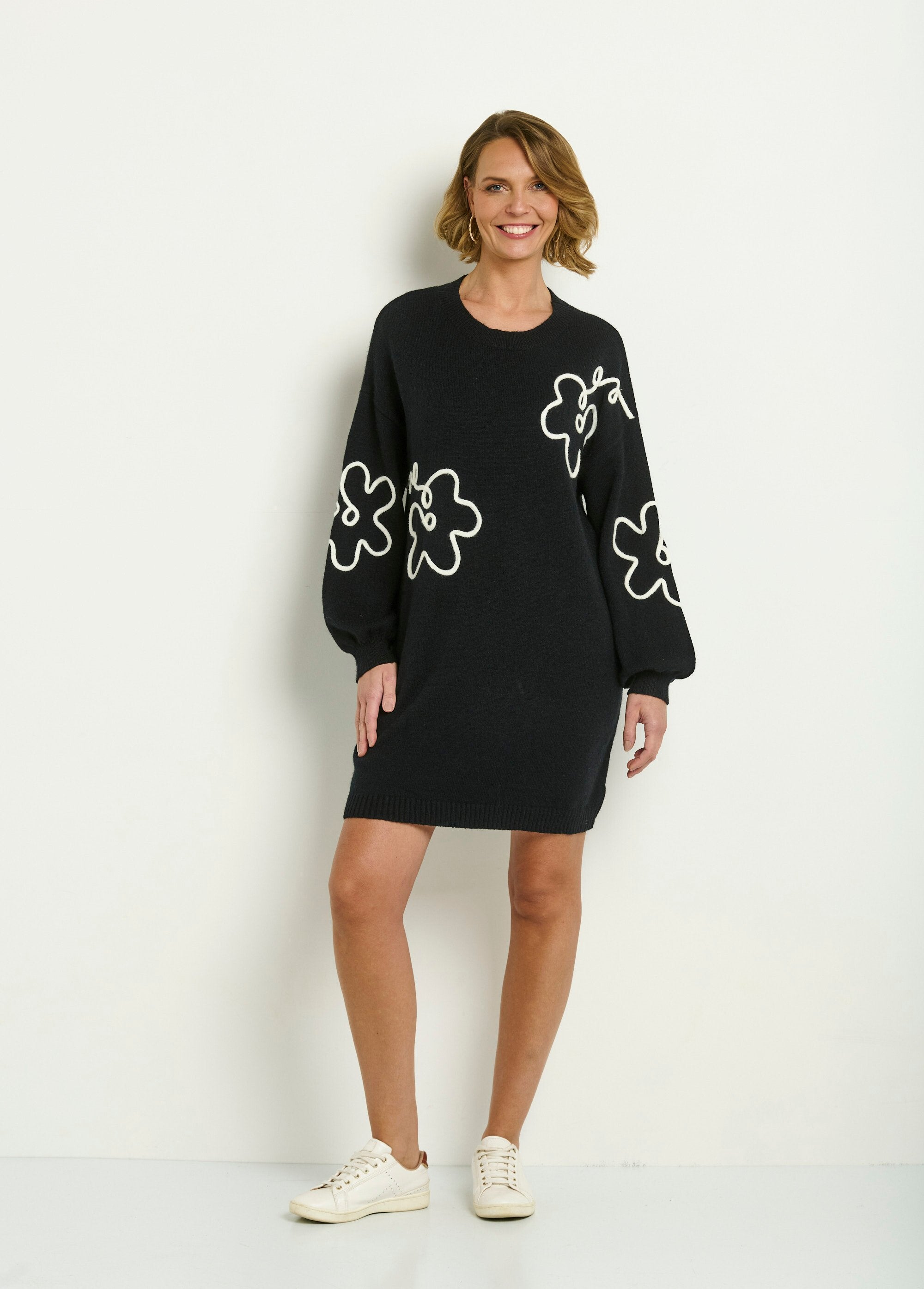 Warm,_thick_knit_fancy_sweater_dress_Black_SF1_slim