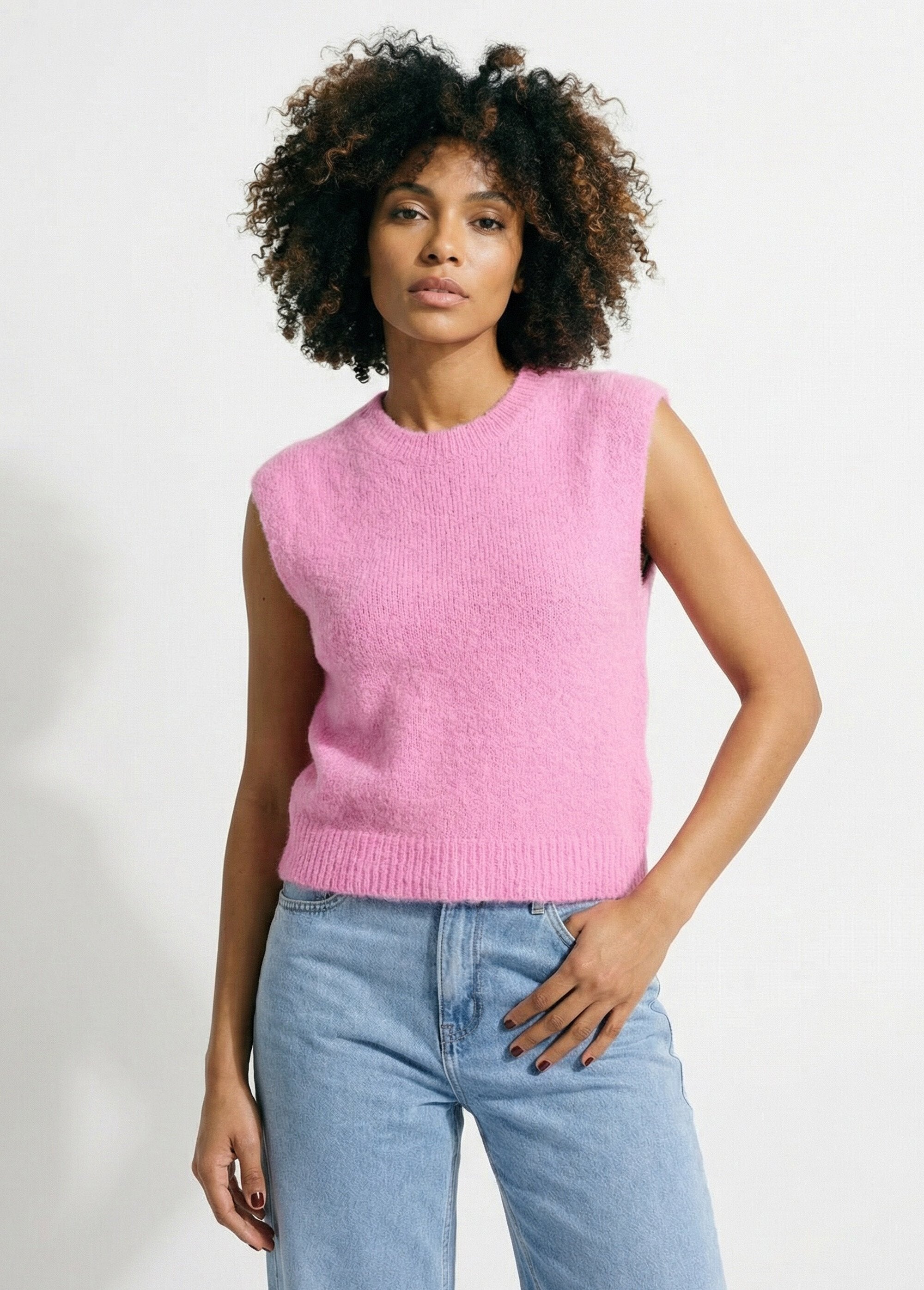 Pull_sans_manches_en_maille_avec_laine_Rose_FA1_slim