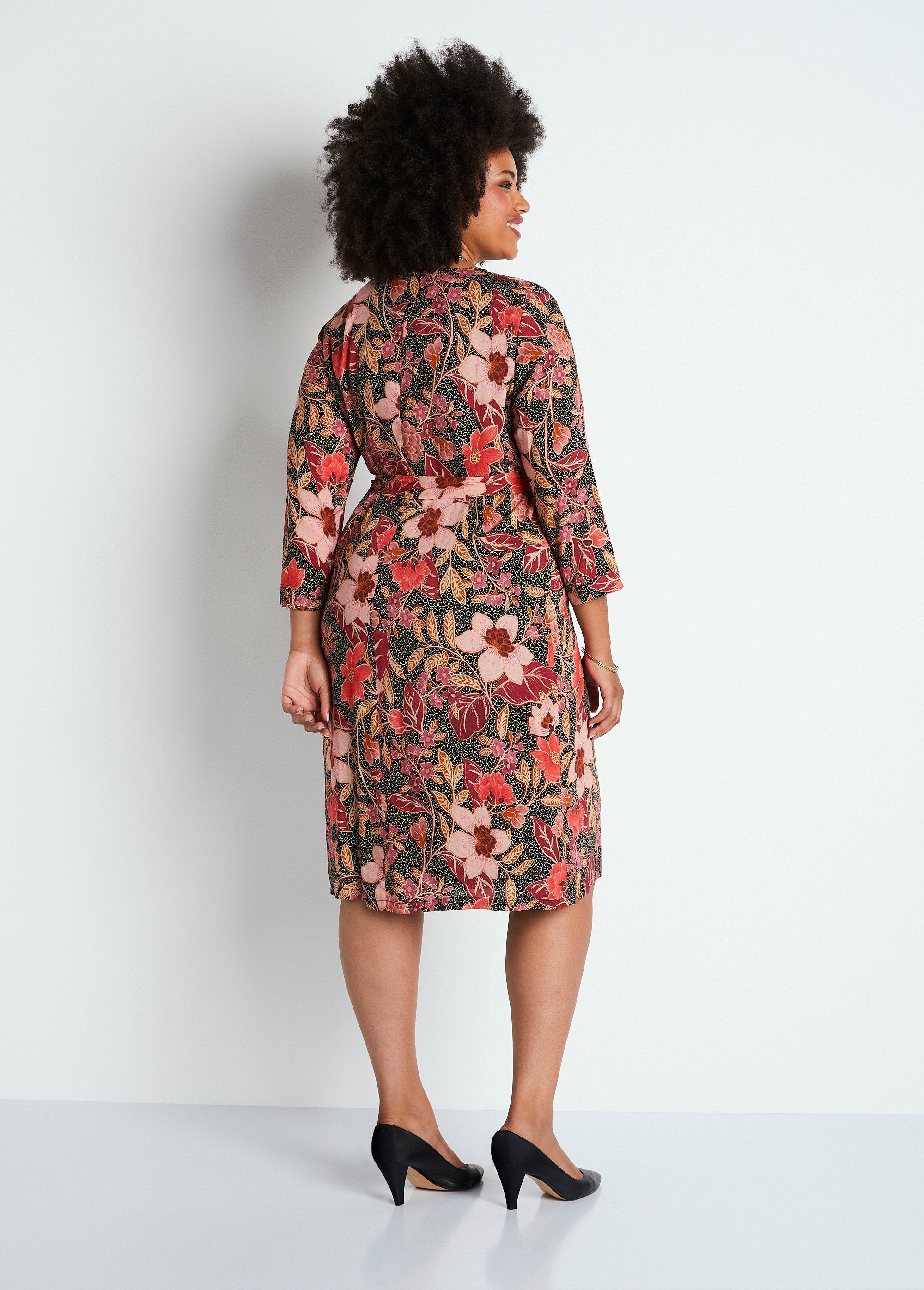 Floral_print_short_loose_dress_Coral_print_DO1_curvy